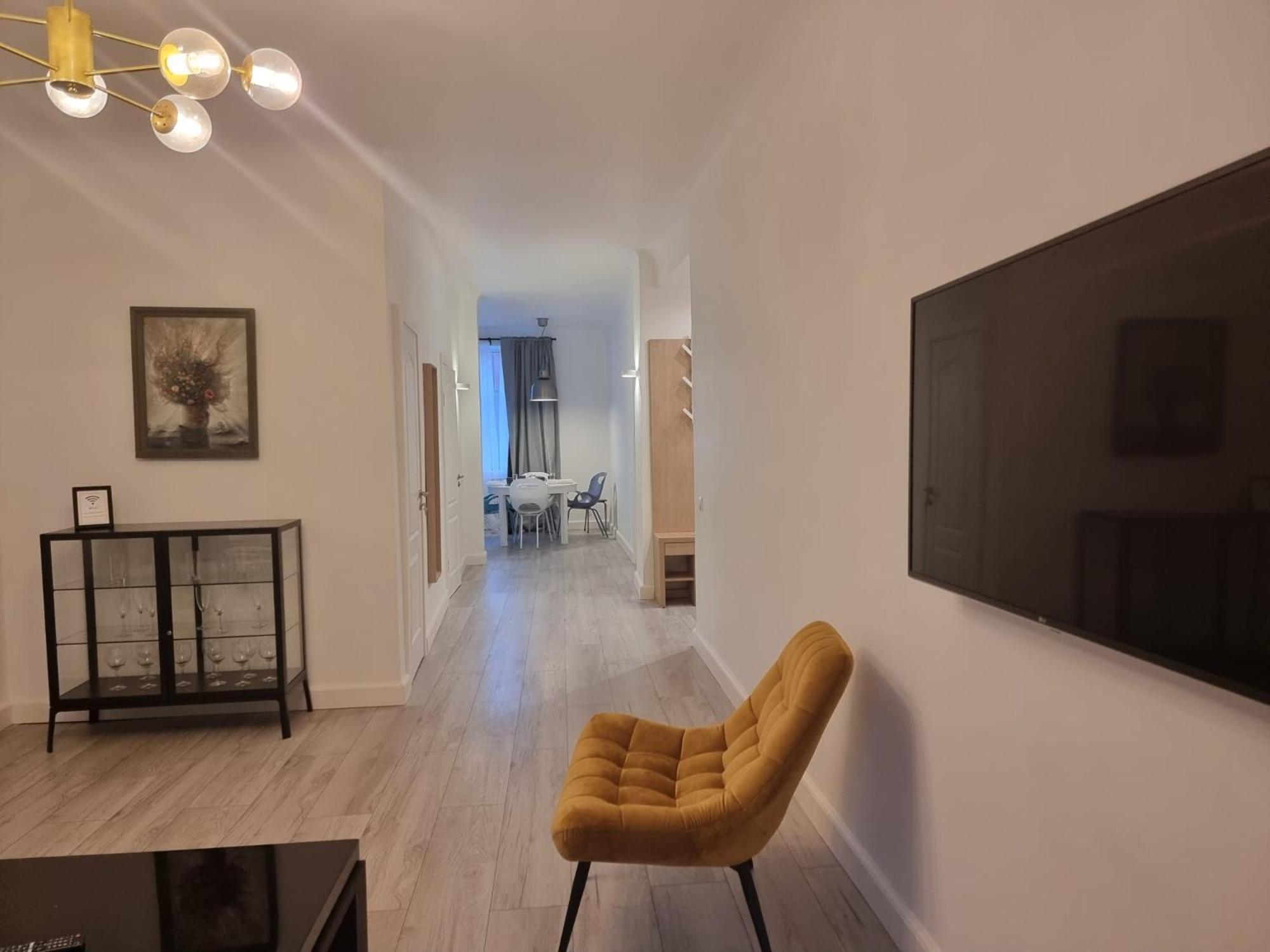 Butas River View 2 Bedroom With Parking