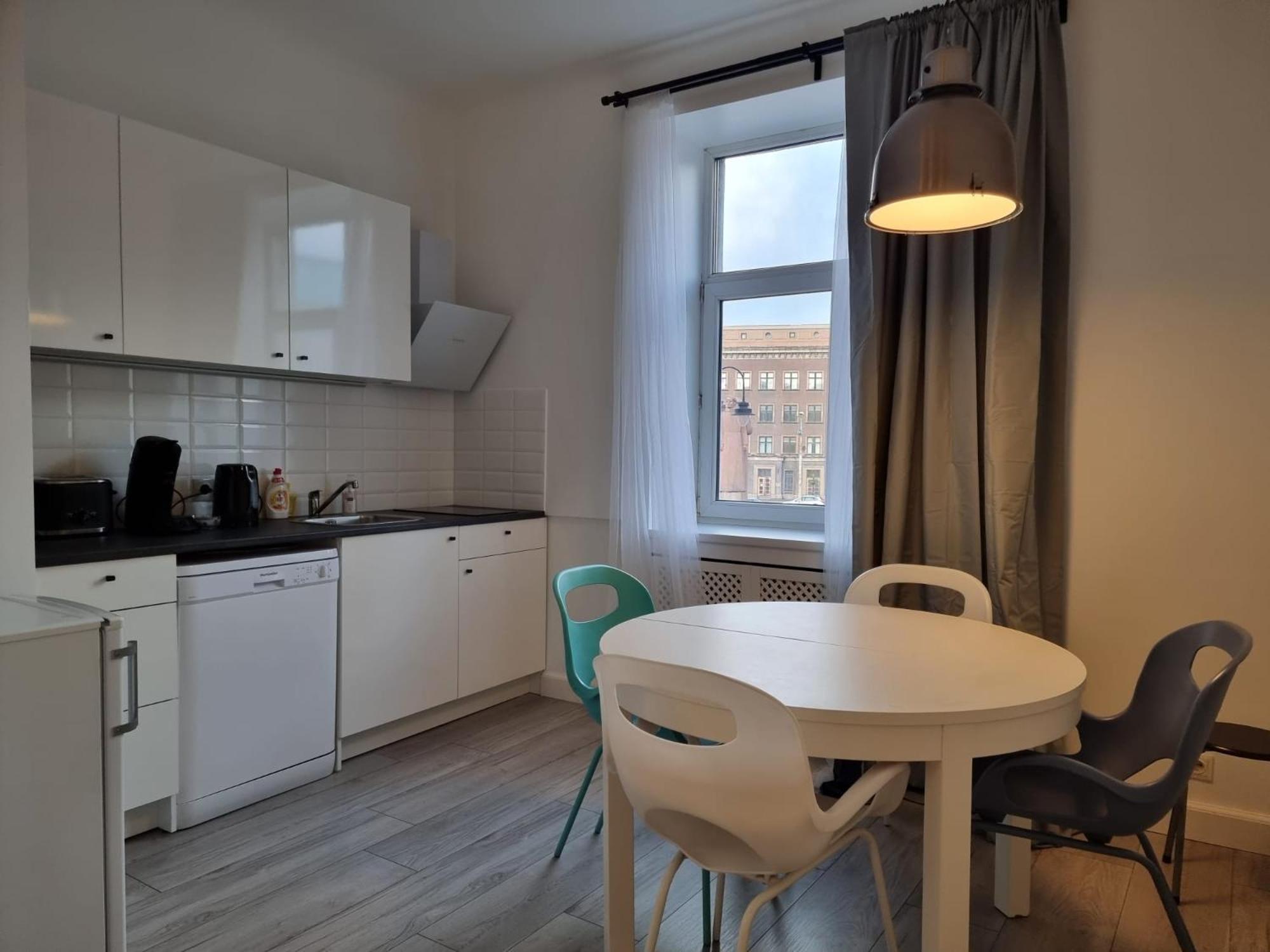 River View 2 Bedroom With Parking