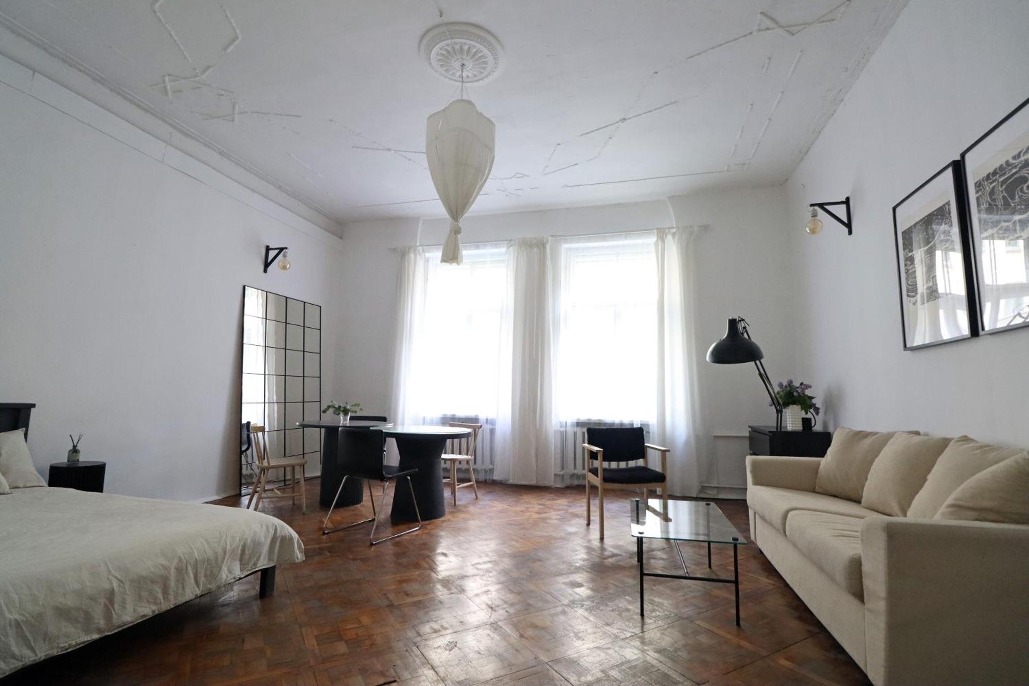 Spacious 3 In Art Nouveau District * Riga
