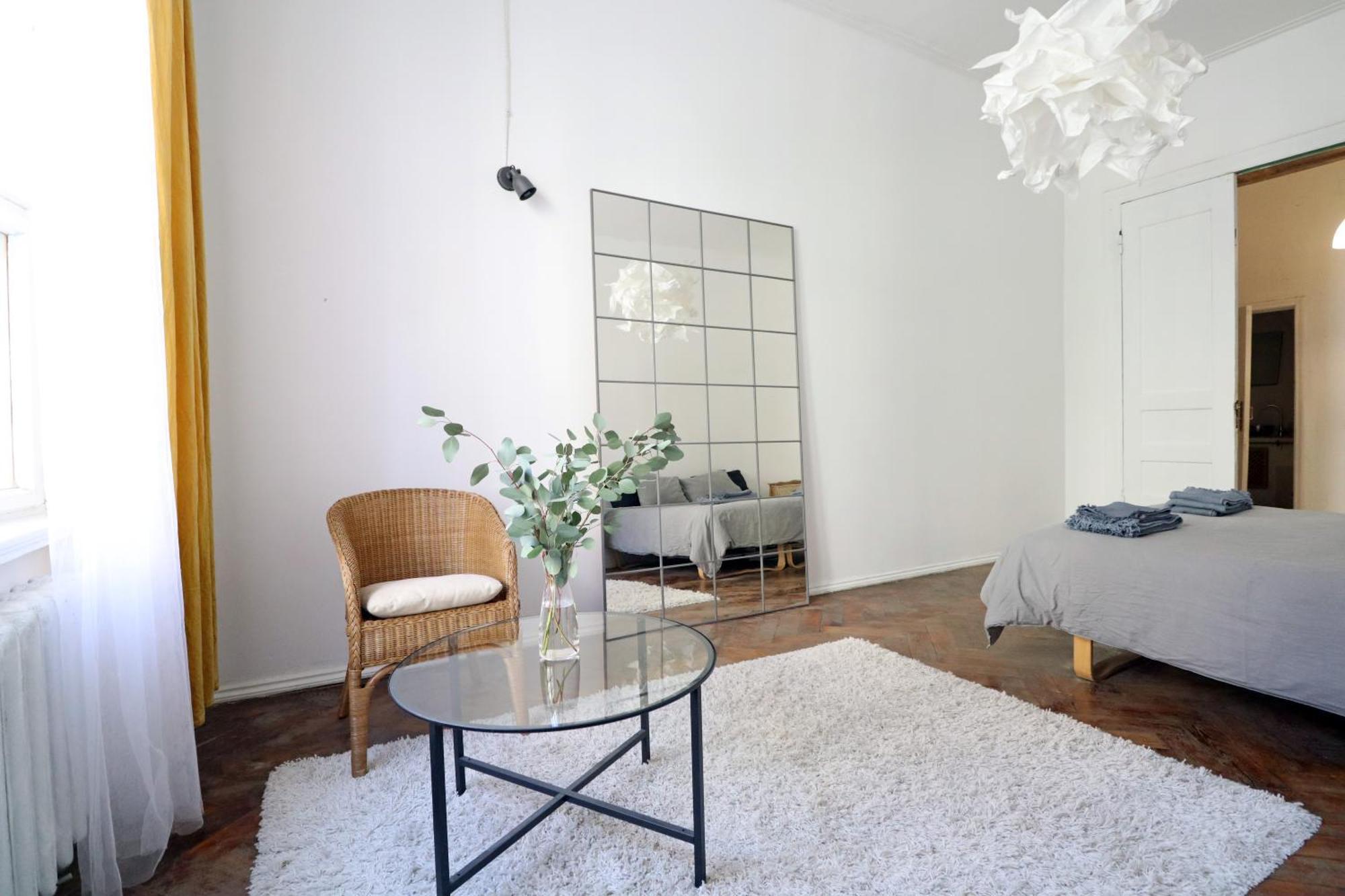 Spacious 3 In Art Nouveau District * Riga