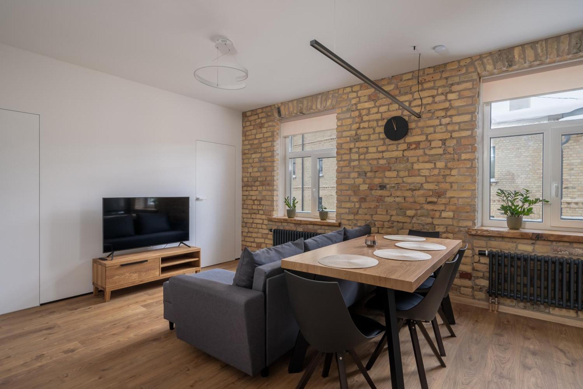 Dzīvoklis 2-bedroom Stabu 87a Riga
