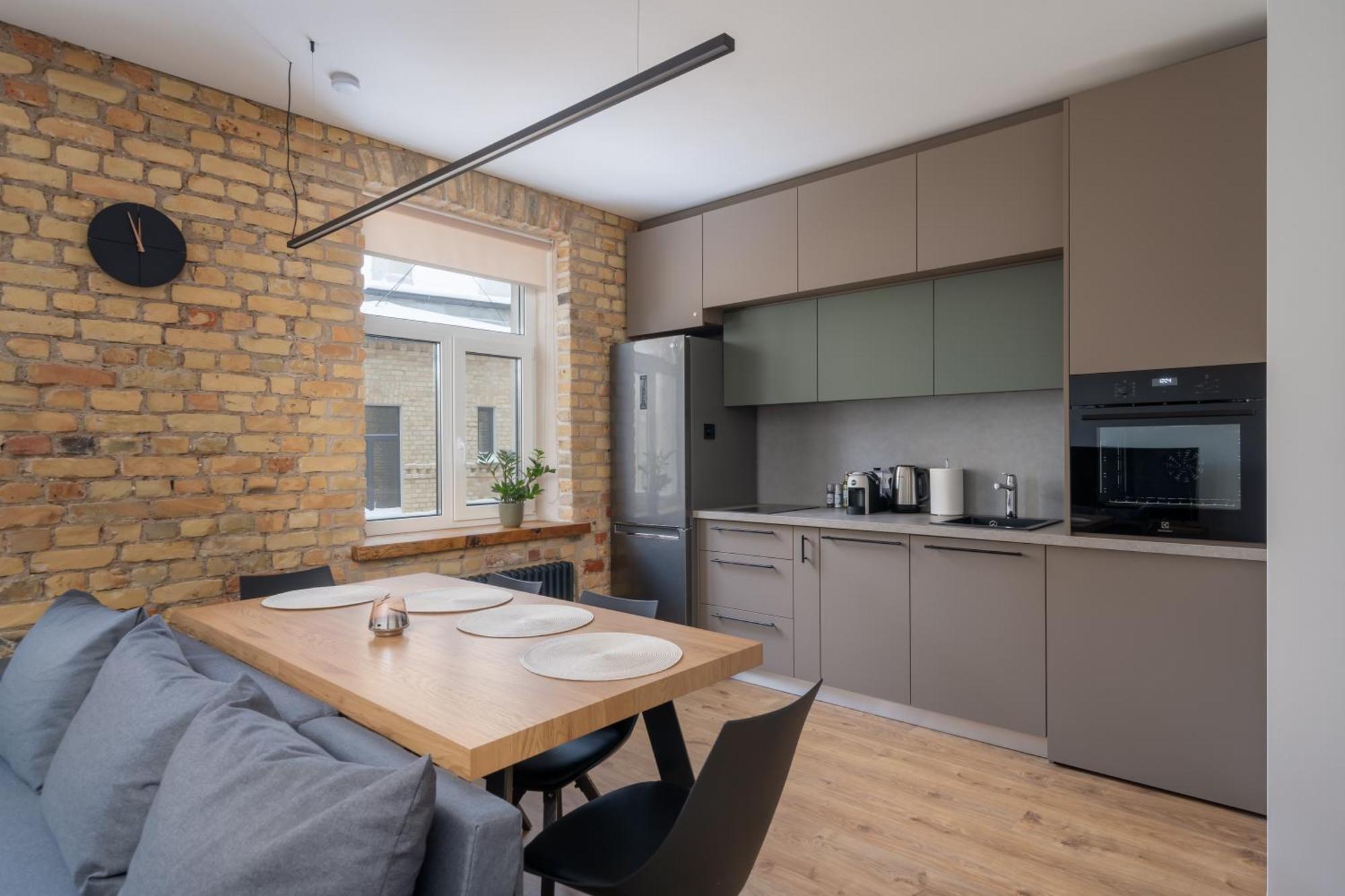 Dzīvoklis 2-bedroom Stabu 87a Riga