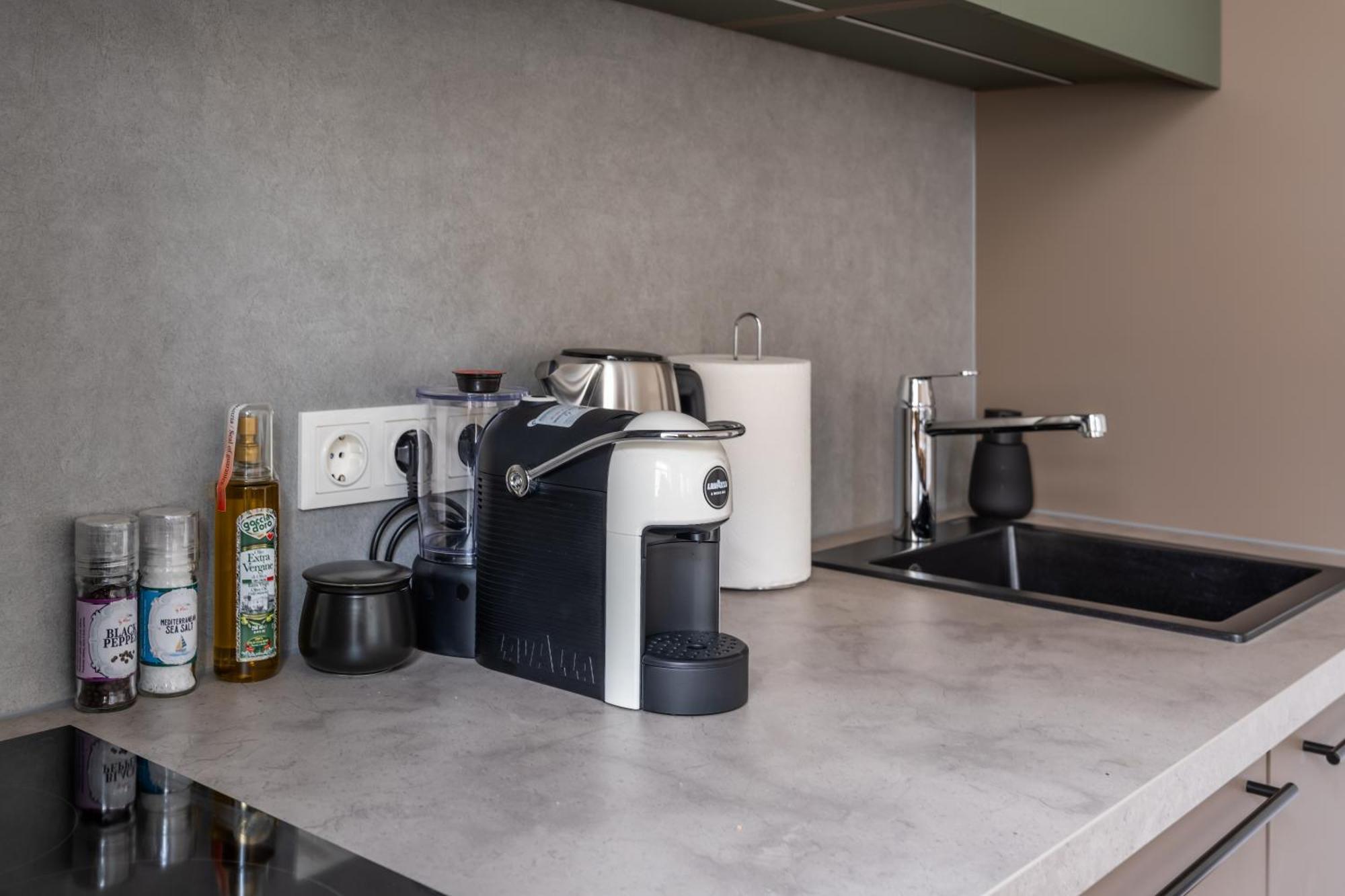 Dzīvoklis 2-bedroom Stabu 87a Riga