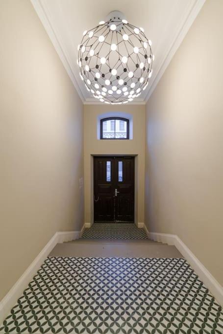 Modern Center Apartment Riga