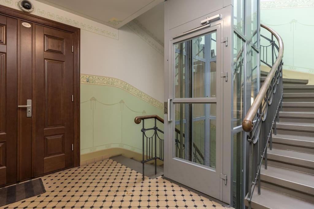 Huoneisto Beautiful 1bd Old Town Riika