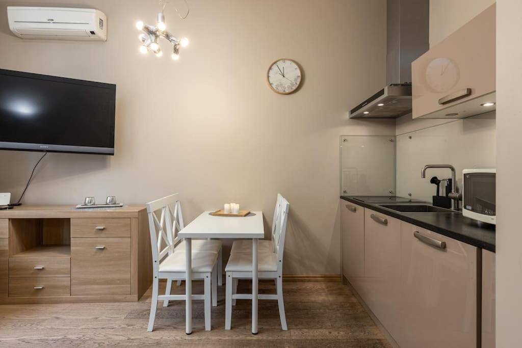 Huoneisto Beautiful 1bd Old Town *
