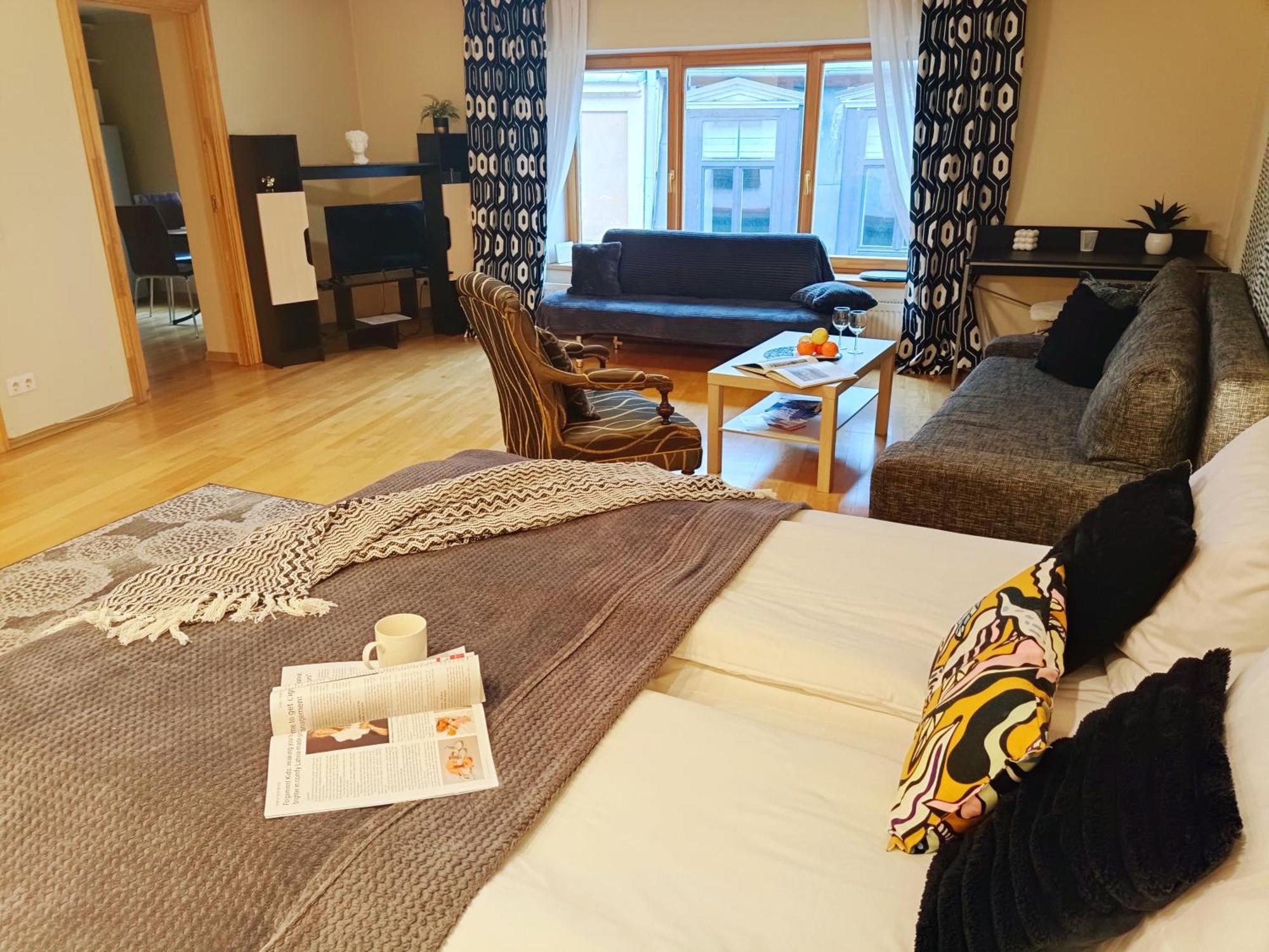 Appartement Elegant Old Town Toffee Bliss Apartment, Self Check-in, Steps From Bus Station *