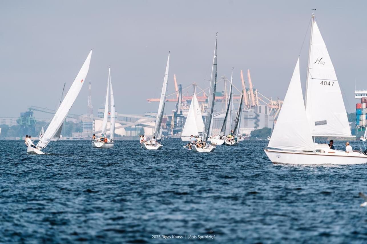 Botel Botnia Mini Racer Riga