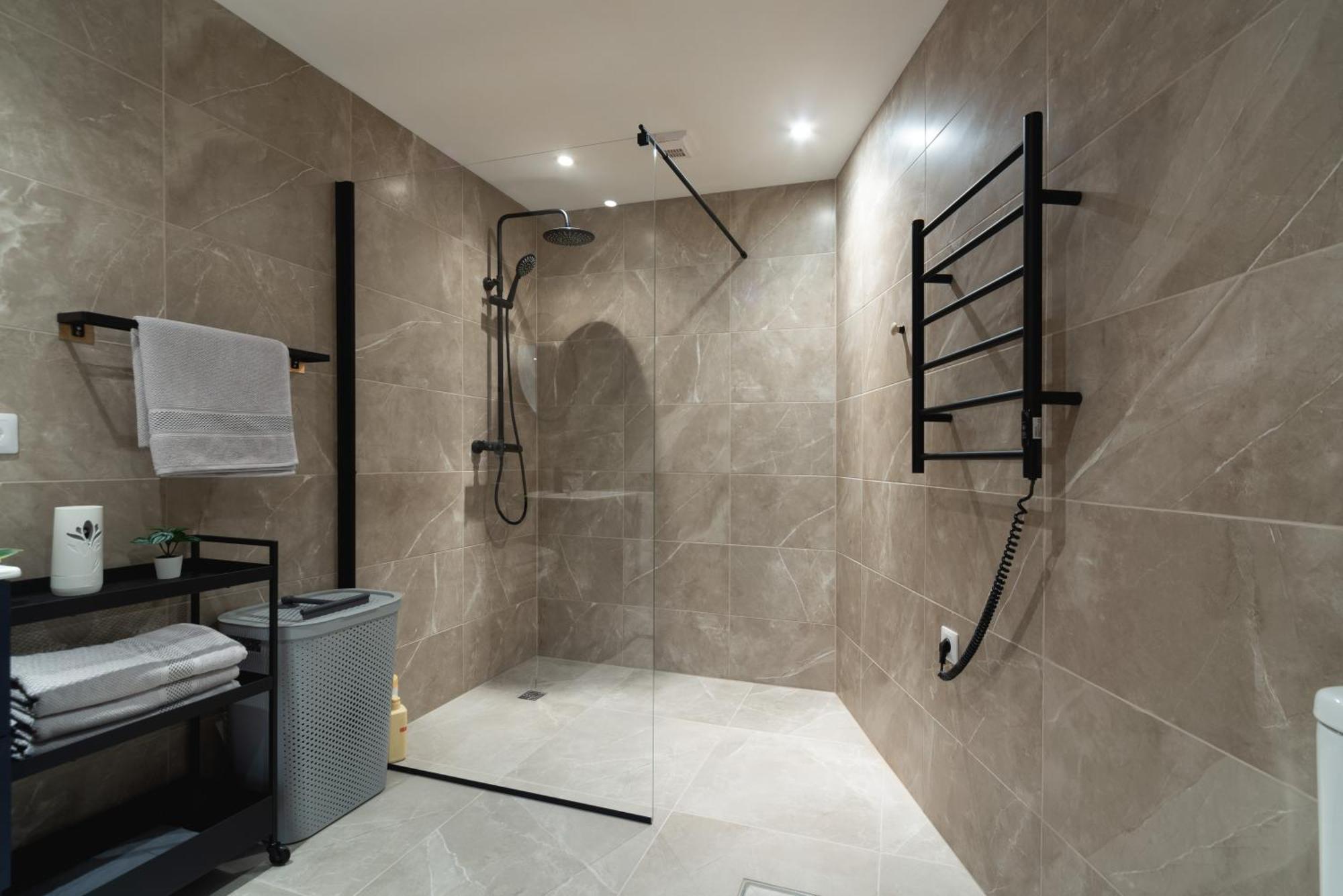 Cozy&chic - A Luxury And Spacious In The Heart Of Apartment *