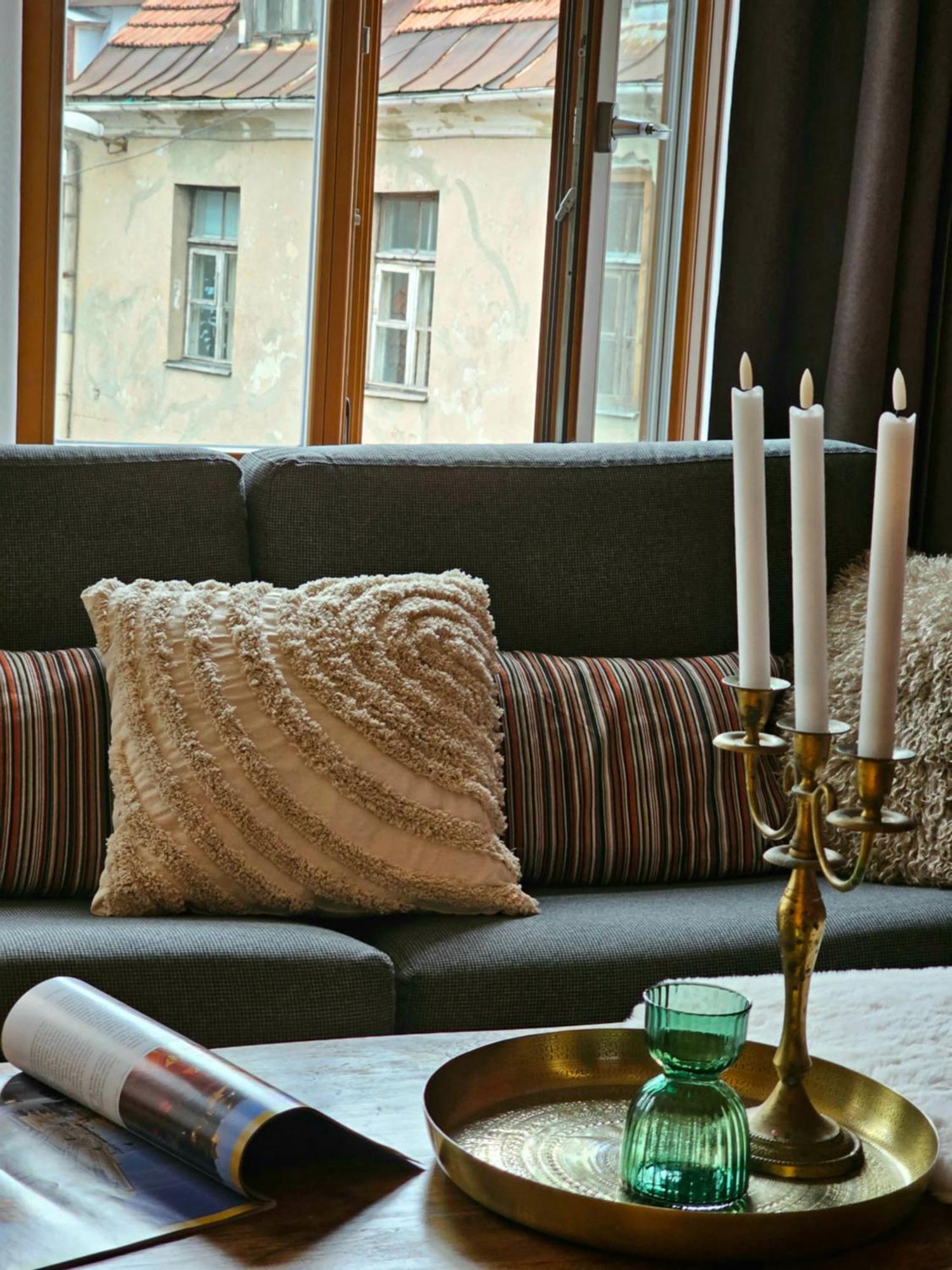 Silversmith's In Old Apartment *
