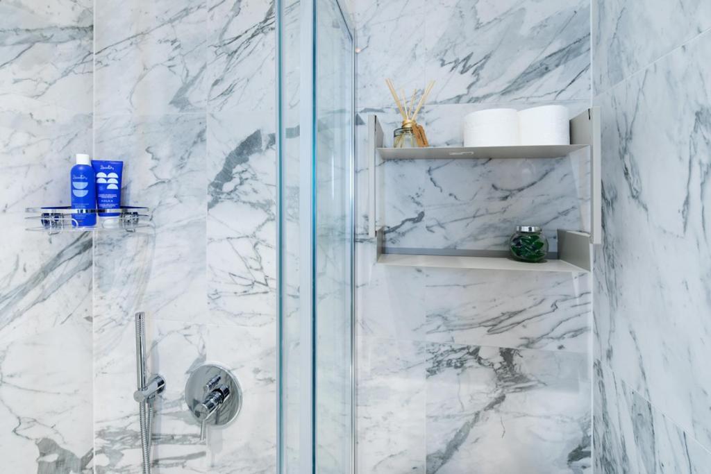 Appartement Raina Boulevard Exclusive Design By The Park *