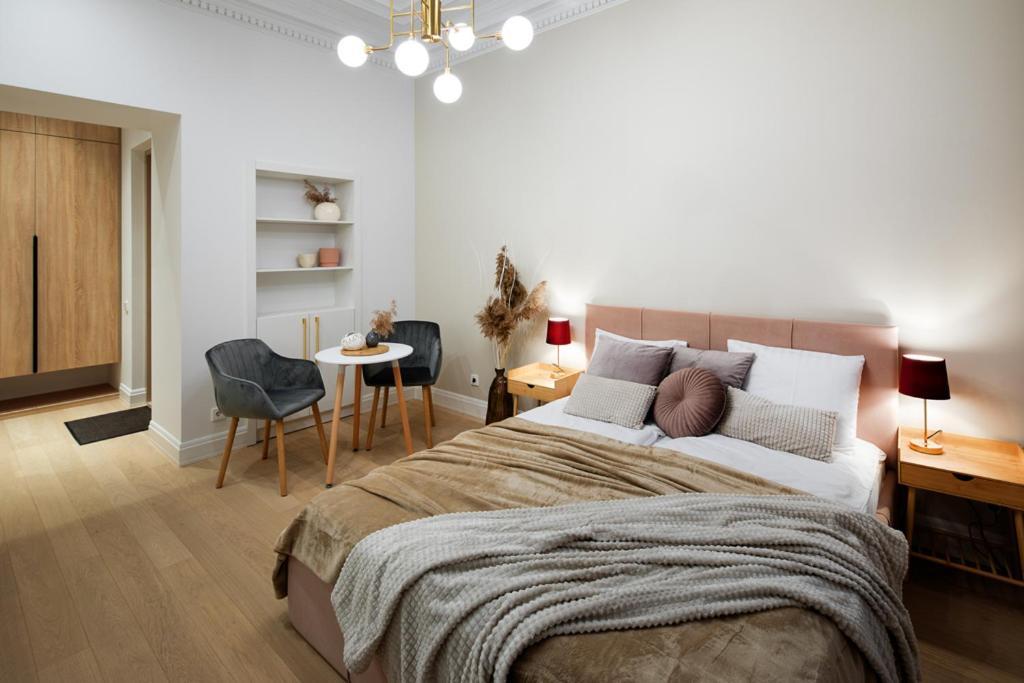 Appartement Raina Boulevard Exclusive Design By The Park Riga