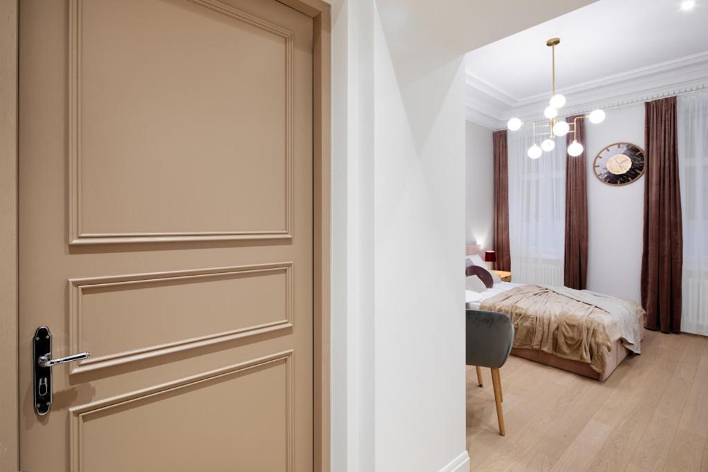 Raina Boulevard Exclusive Design By The Park Appartement Riga