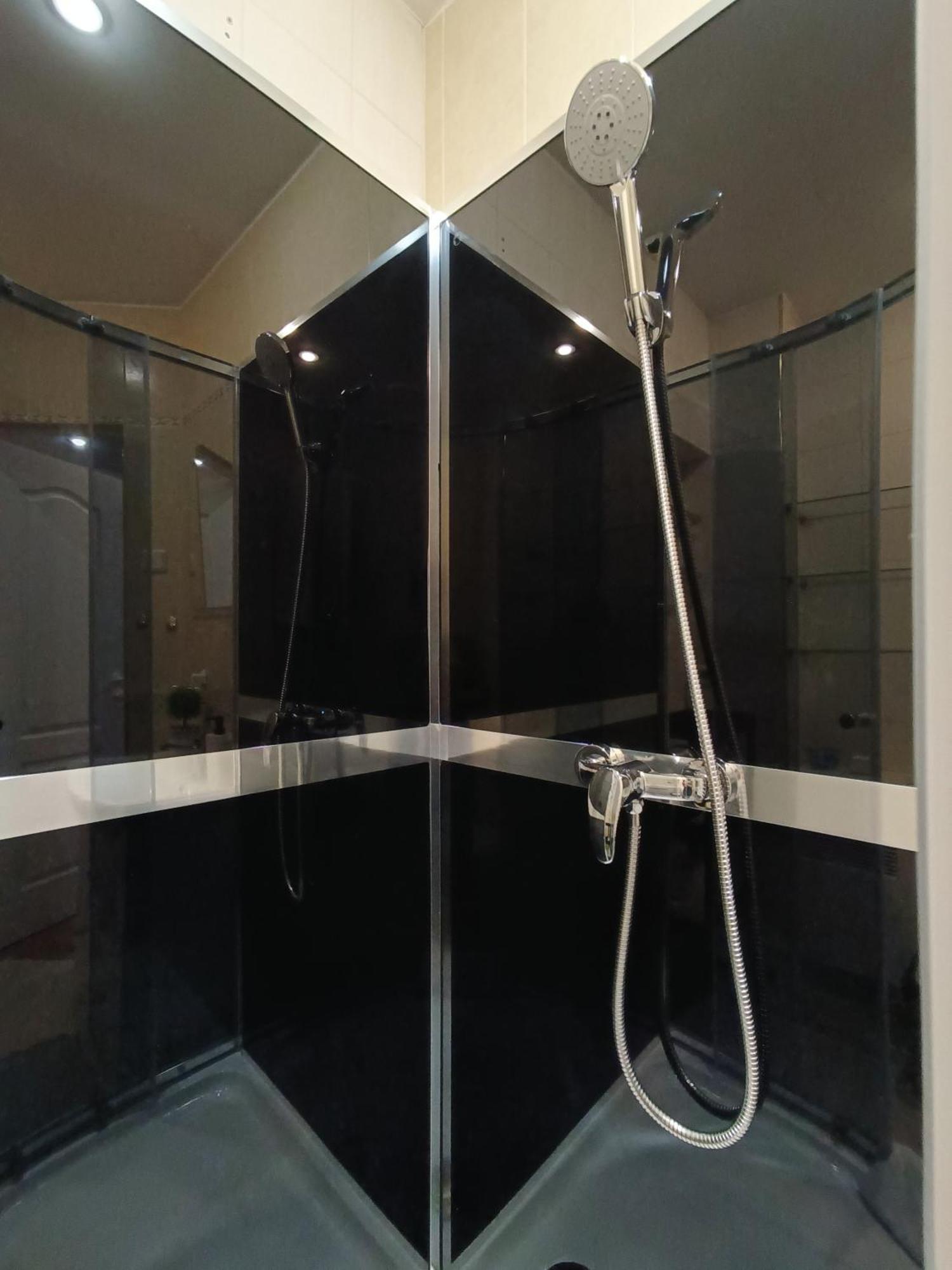 Two Bedroom In Old Town, Up To 6 Guests