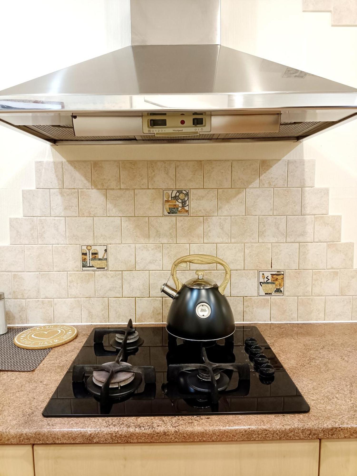 Korter Two Bedroom In Old Town, Up To 6 Guests