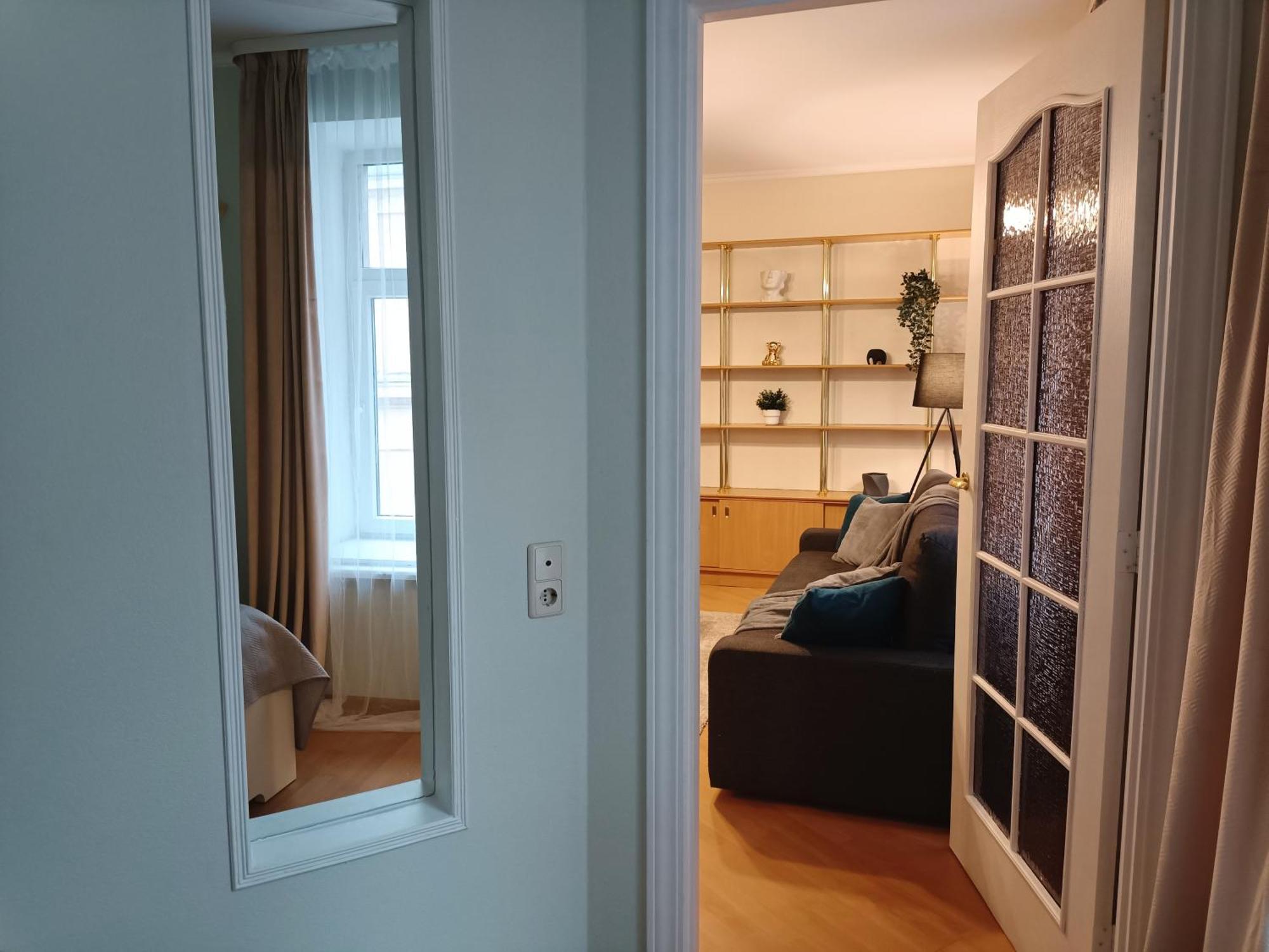 Two Bedroom In Old Town, Up To 6 Guests Korter