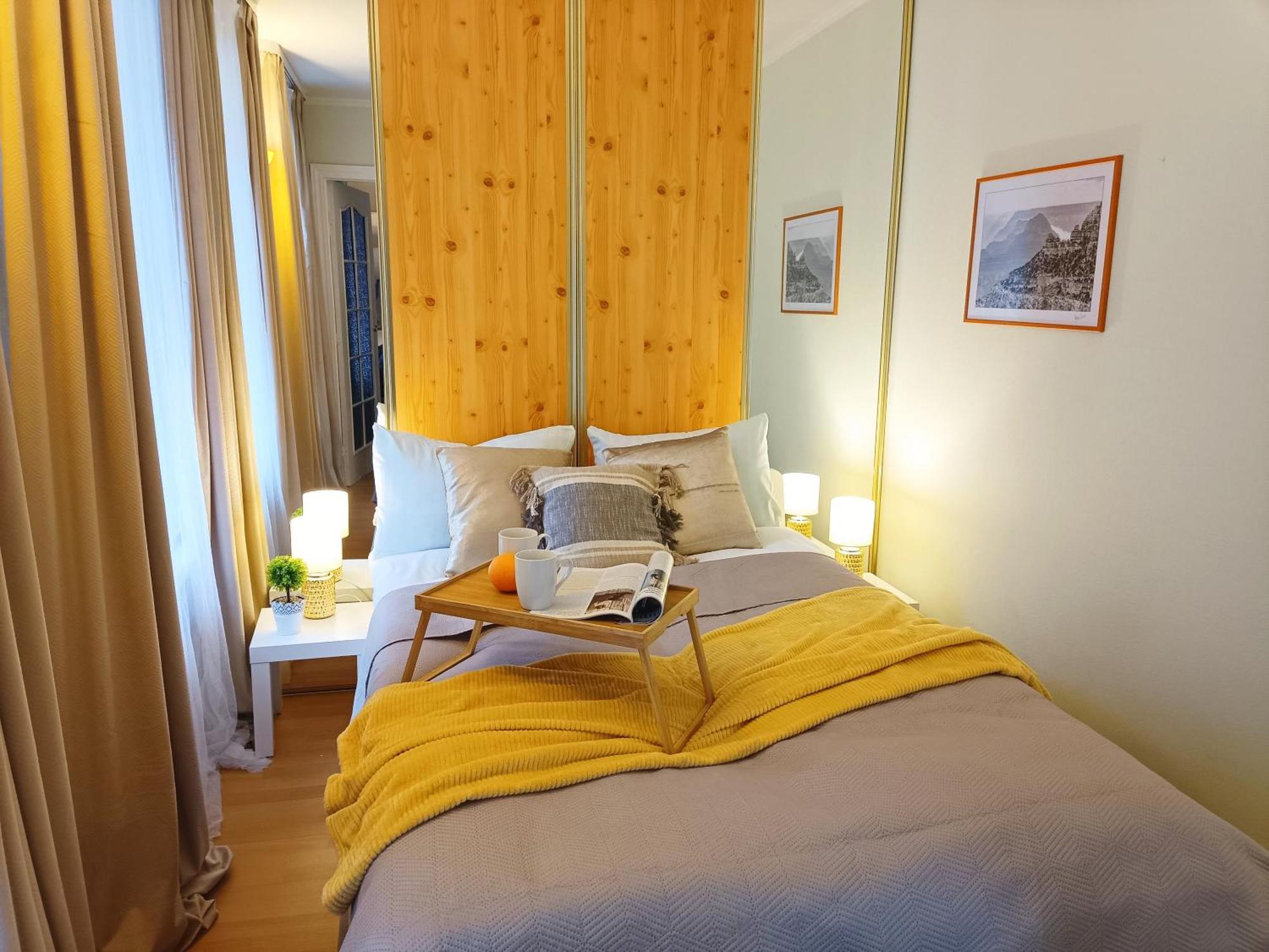 Korter Two Bedroom In Old Town, Up To 6 Guests Riga