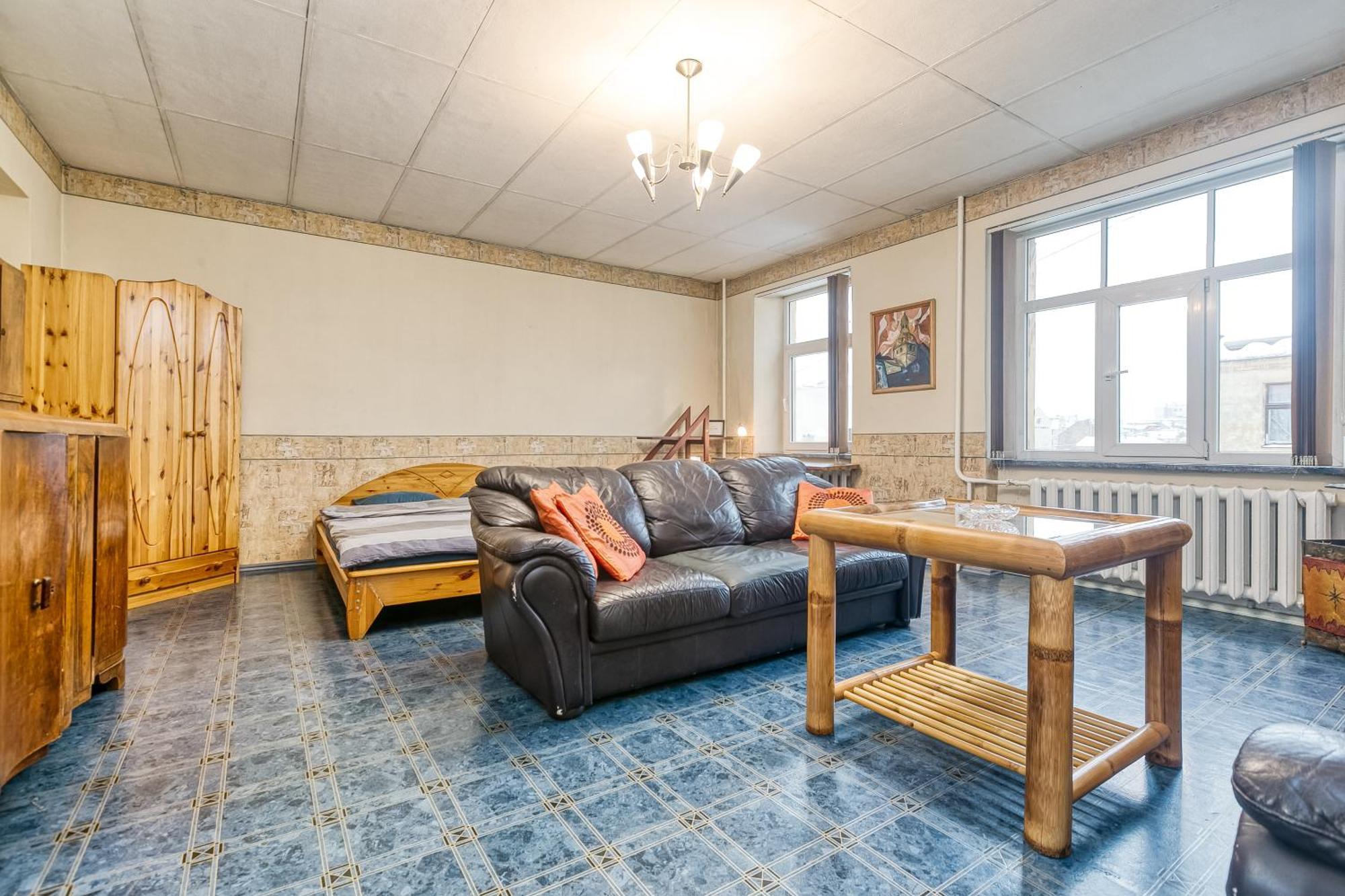 Sunny 1 Bedroom In Centre Of *