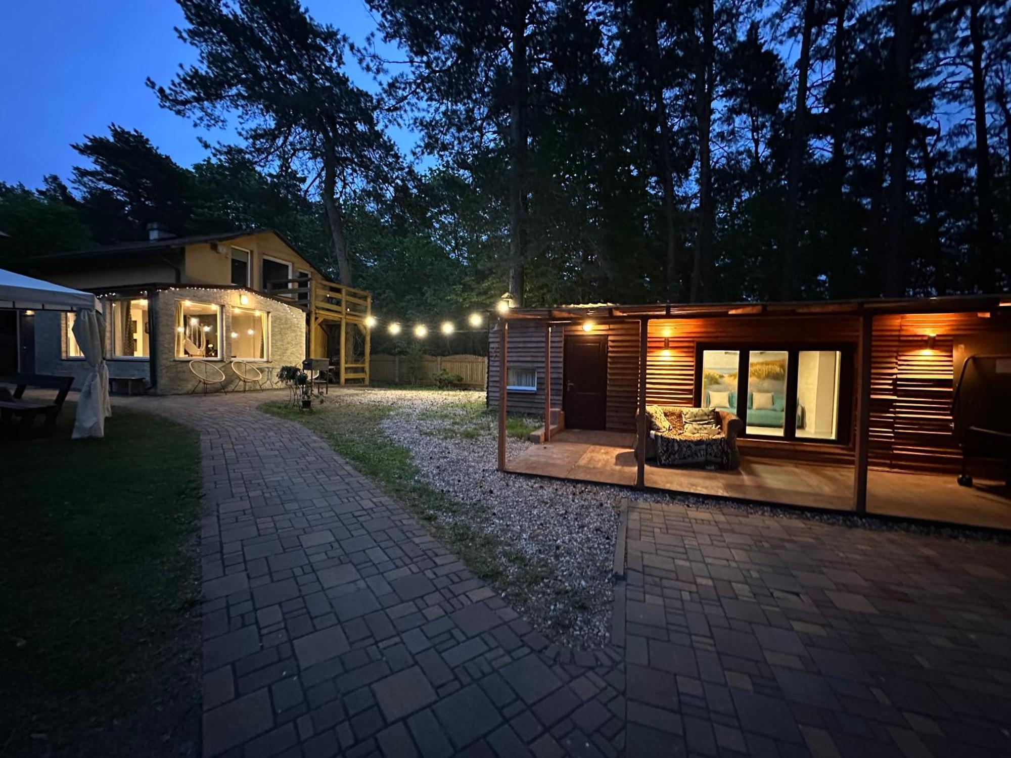 House By The Sea With Hot Tub Riga