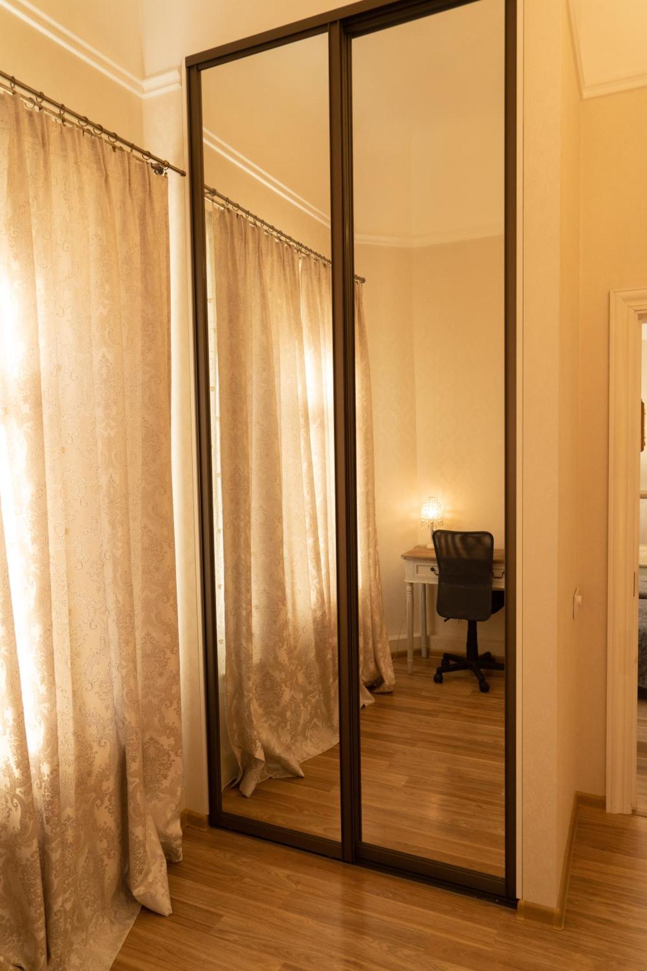 Elegant In Historical Centre & Free Locked Parking Korter