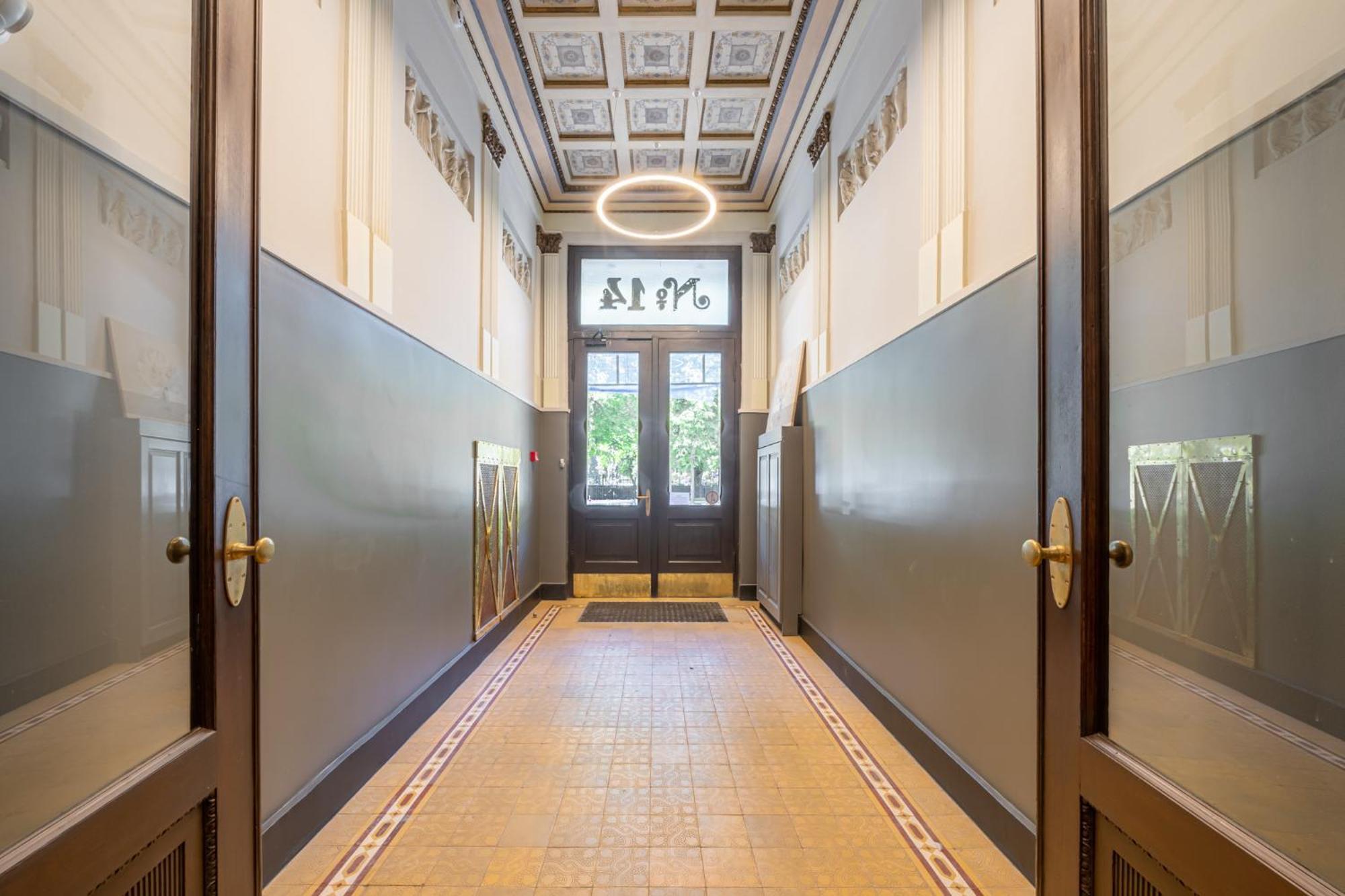 Apartment Prestigious Former Library - Perfect Location Riga