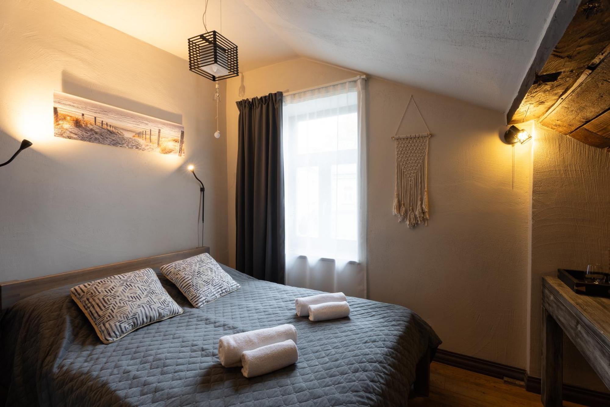 Hotel Two Wheels