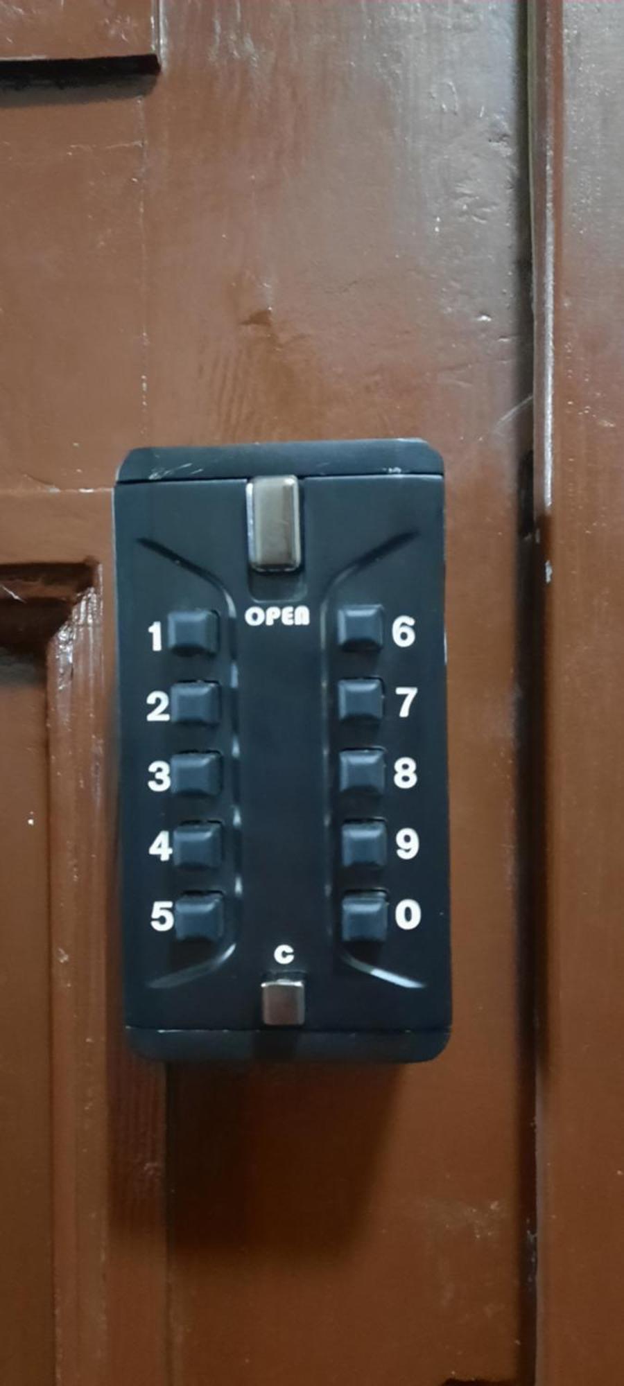 Eksporta 10, Lux Huoneisto *