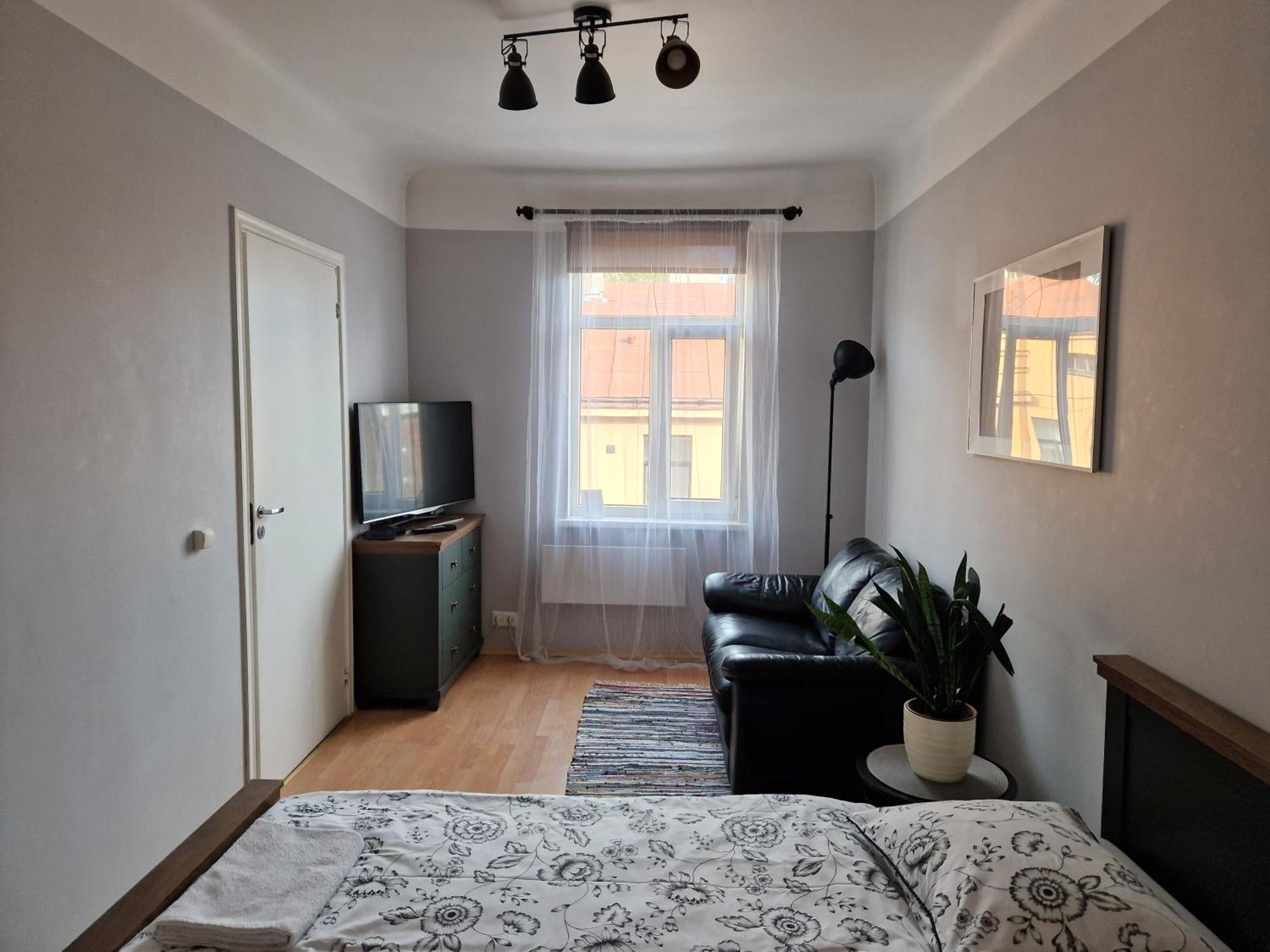 Artilerija's Apartment *