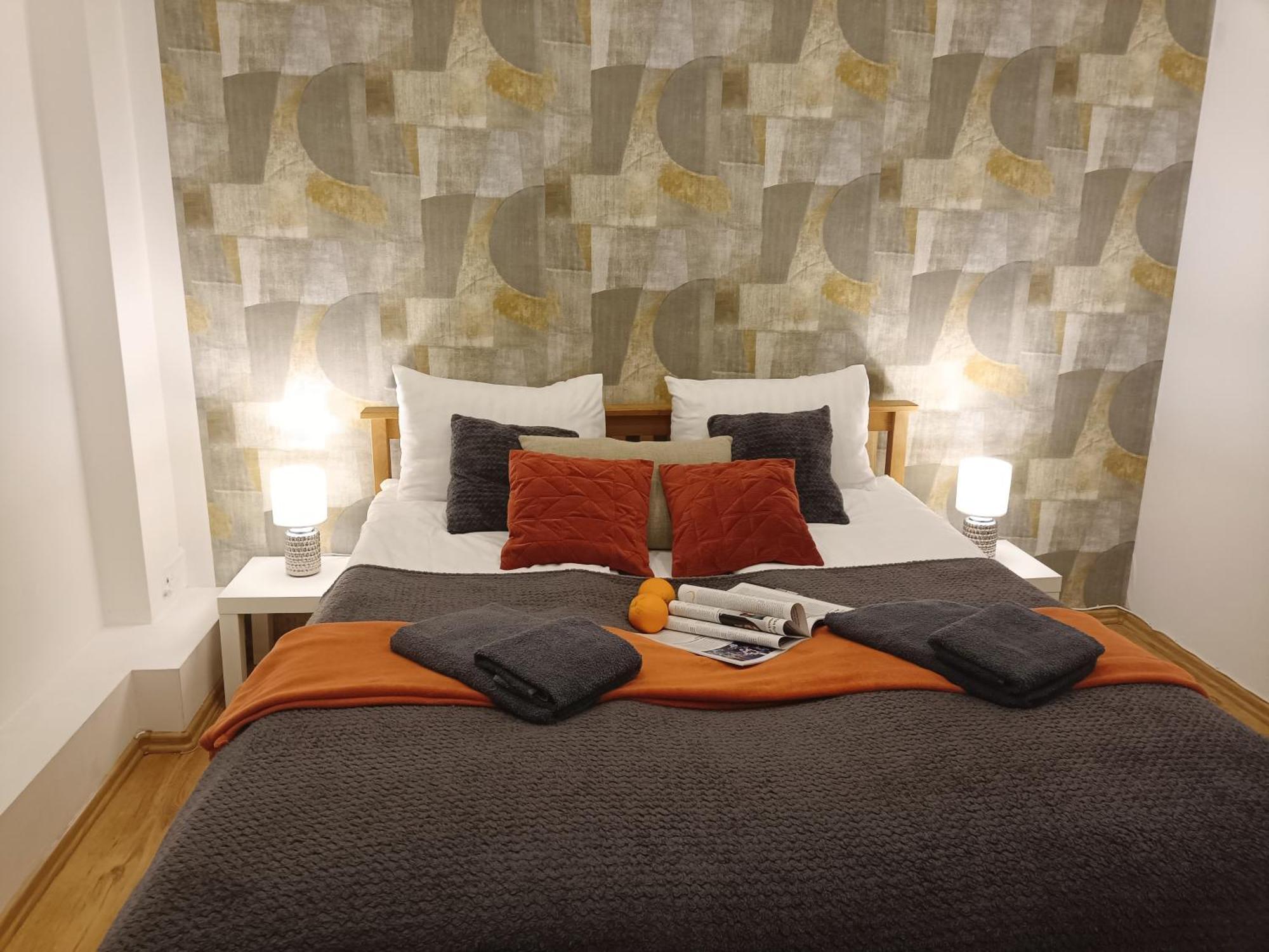 Center Two With One Bedroom, Up To 5 Guests, Self Check-in, Free Parking * Riga