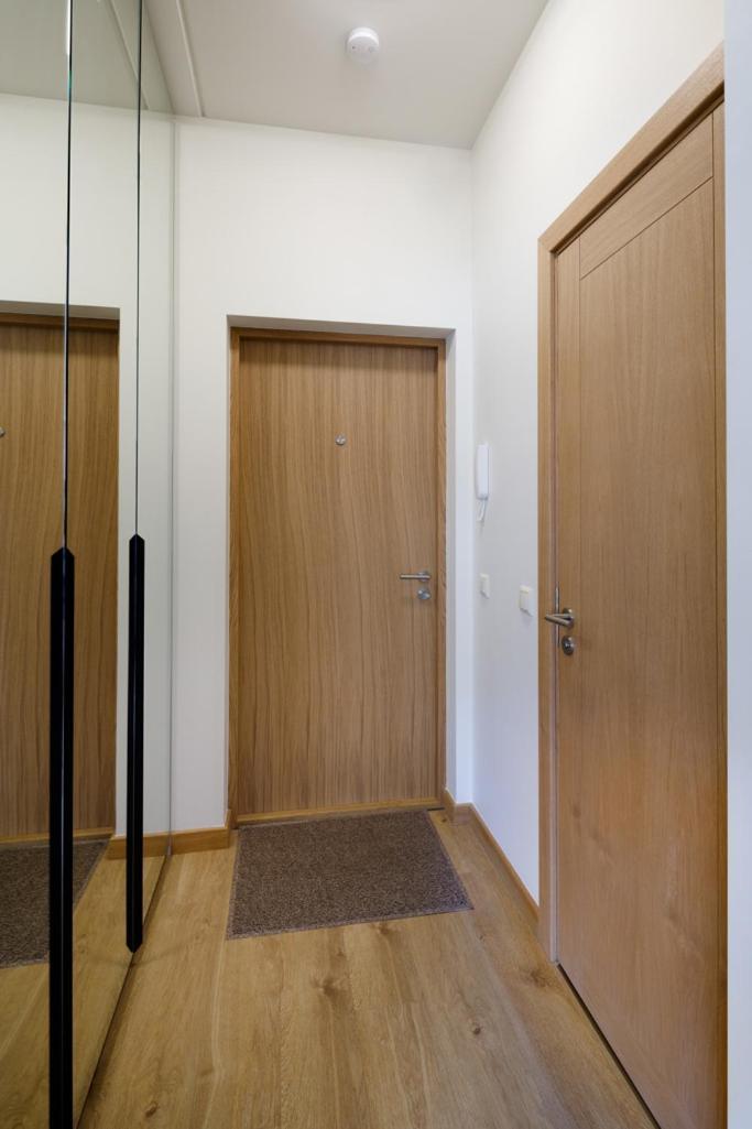 Leonardo Studio In City Center Apartment