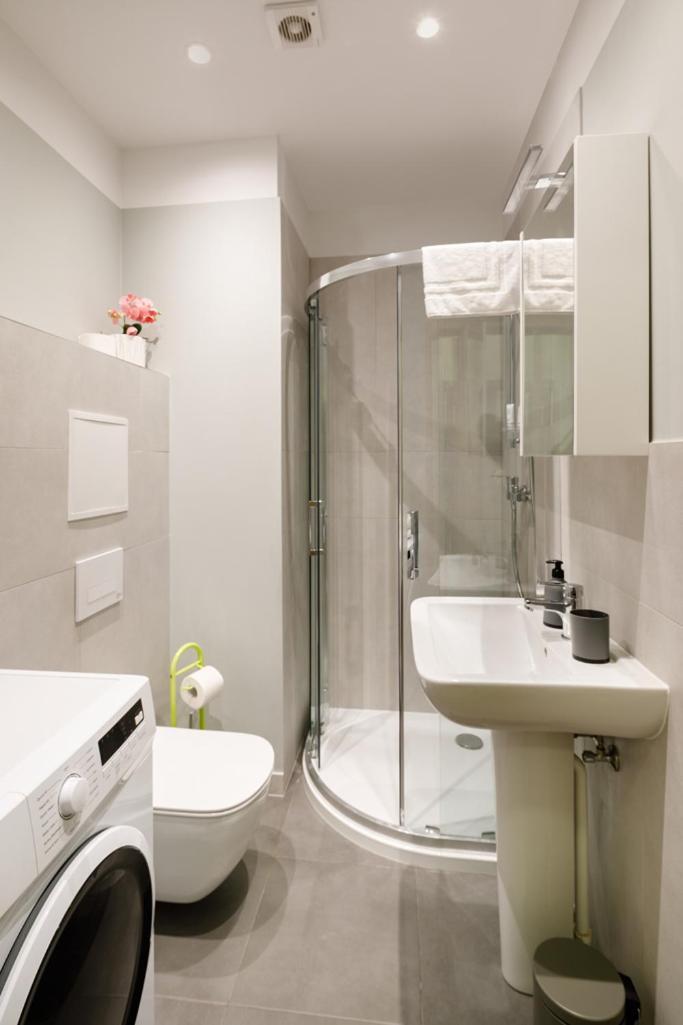 Apartment Leonardo Studio In City Center Riga