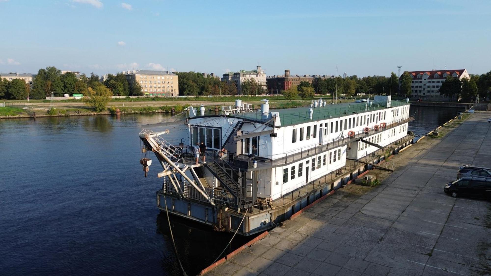 Apartment Float House Nr 659 Riga