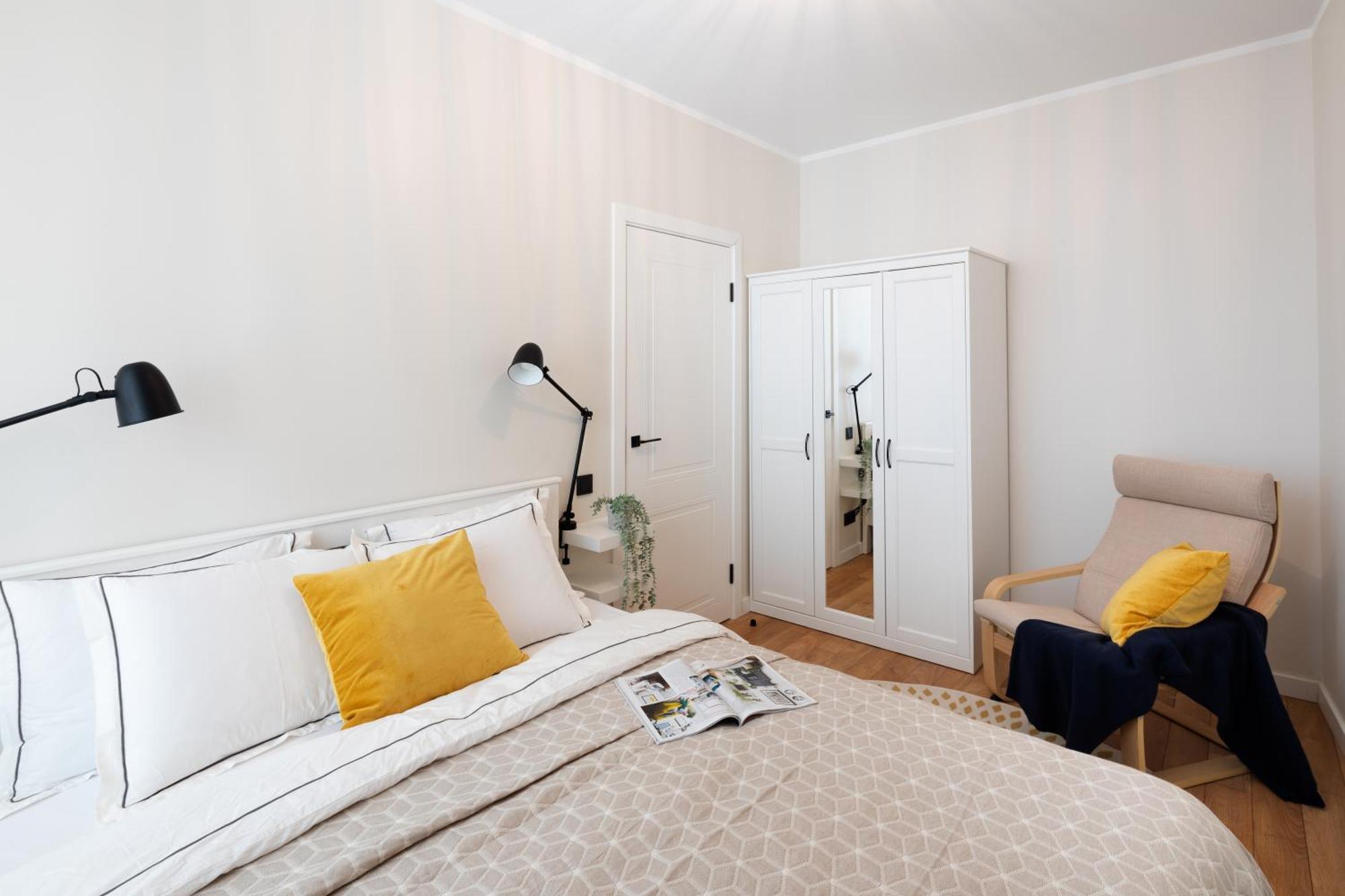 Old Cozy One Bedroom
