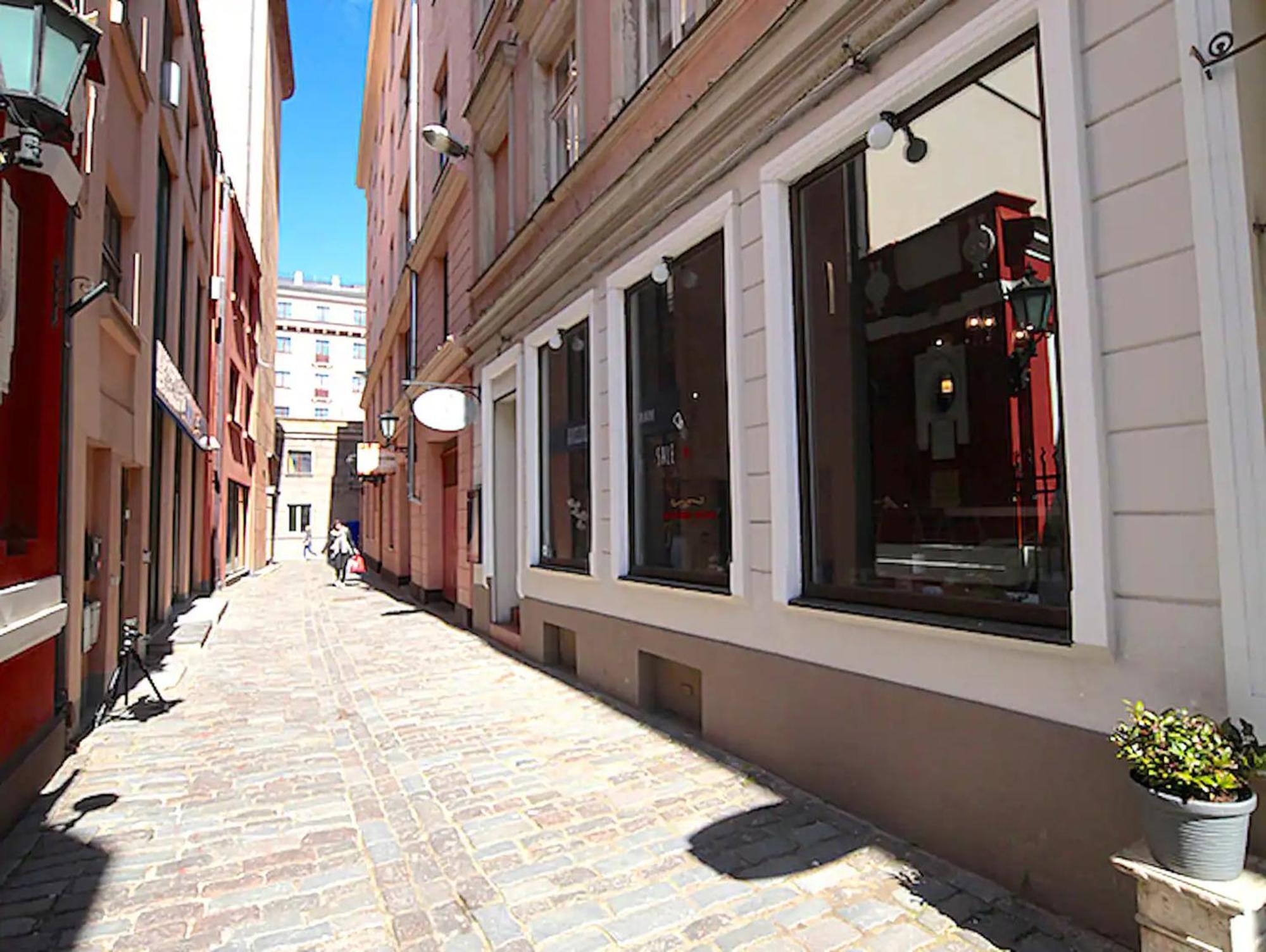 Gleznotaju Old Town Two Bedroom Huoneisto *
