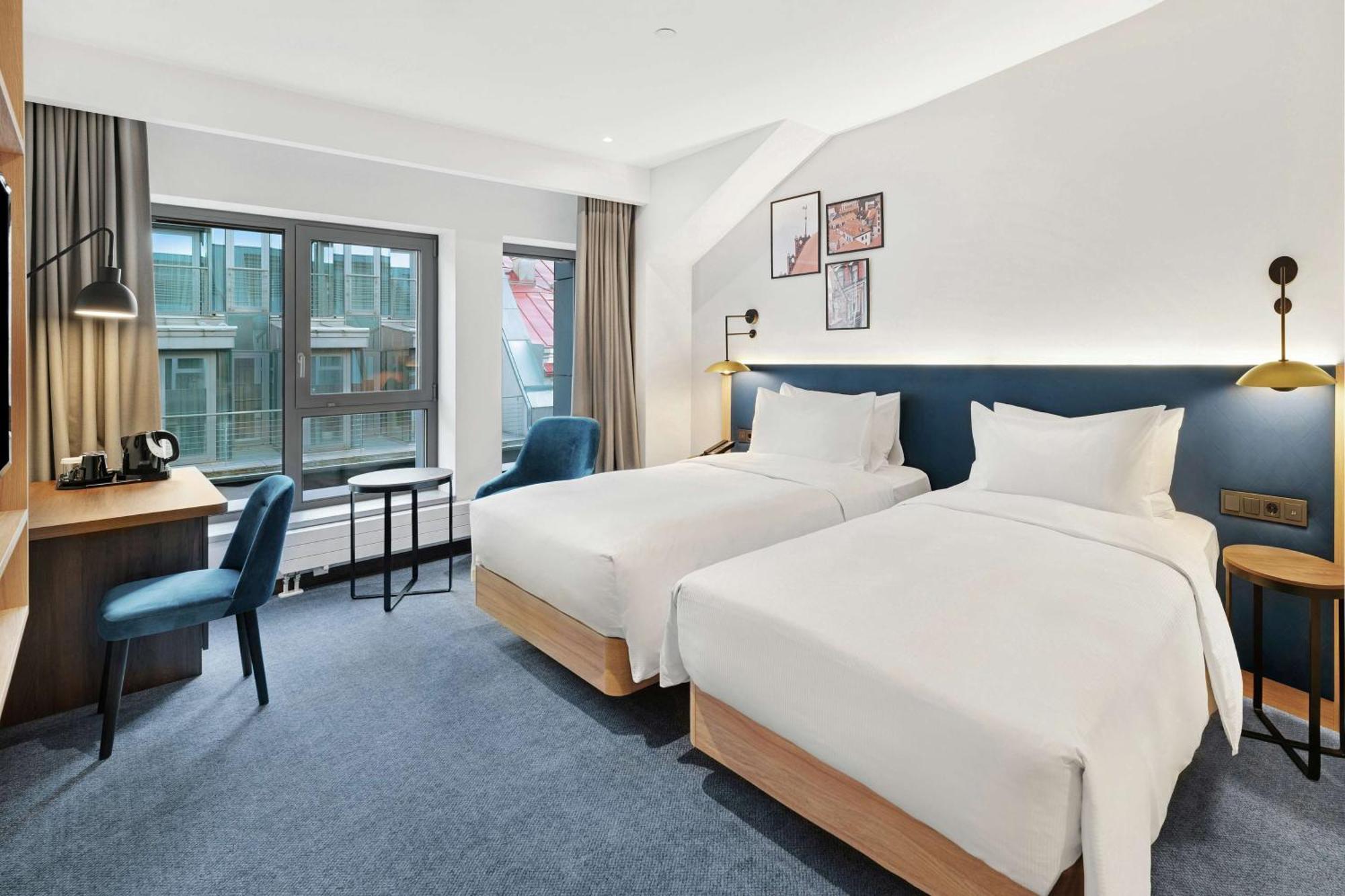 Hilton Garden Old Town Hotel 4*