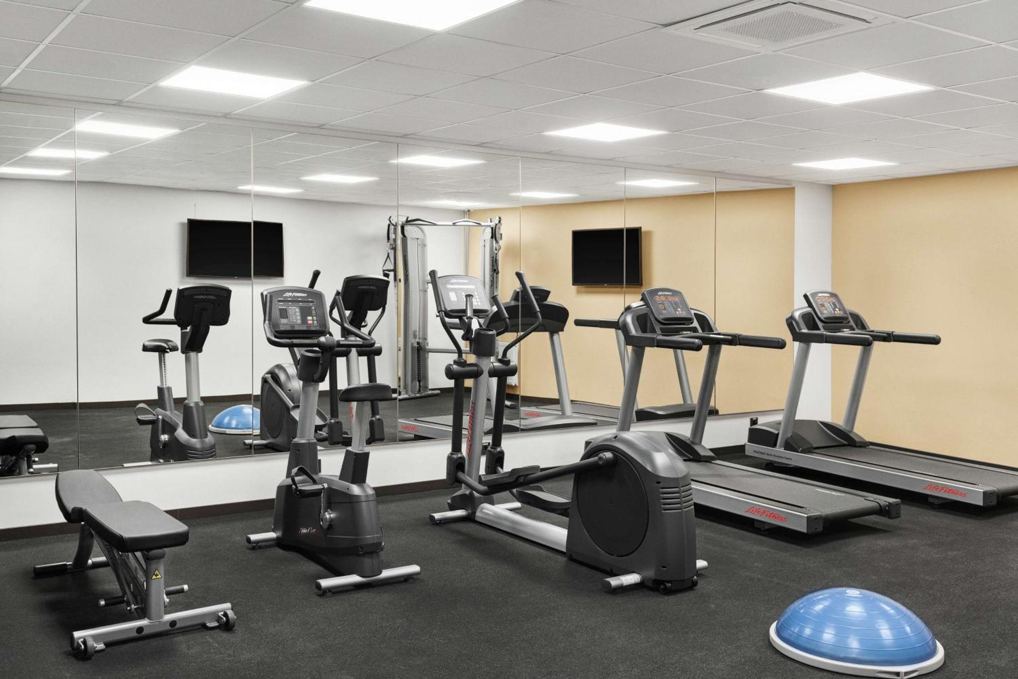 Hilton Garden Old Town 4* Riga