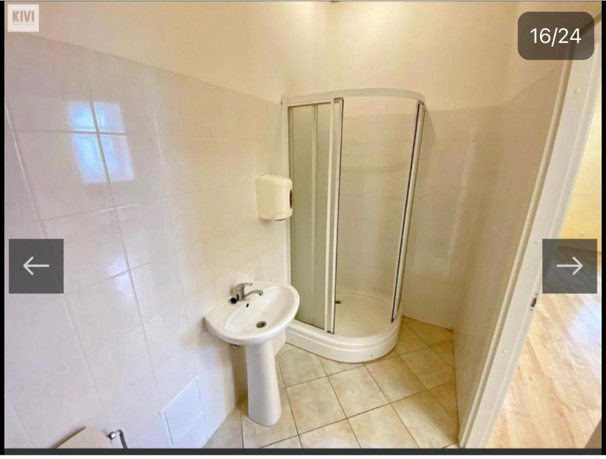 Hostel Escobars Backpackers *