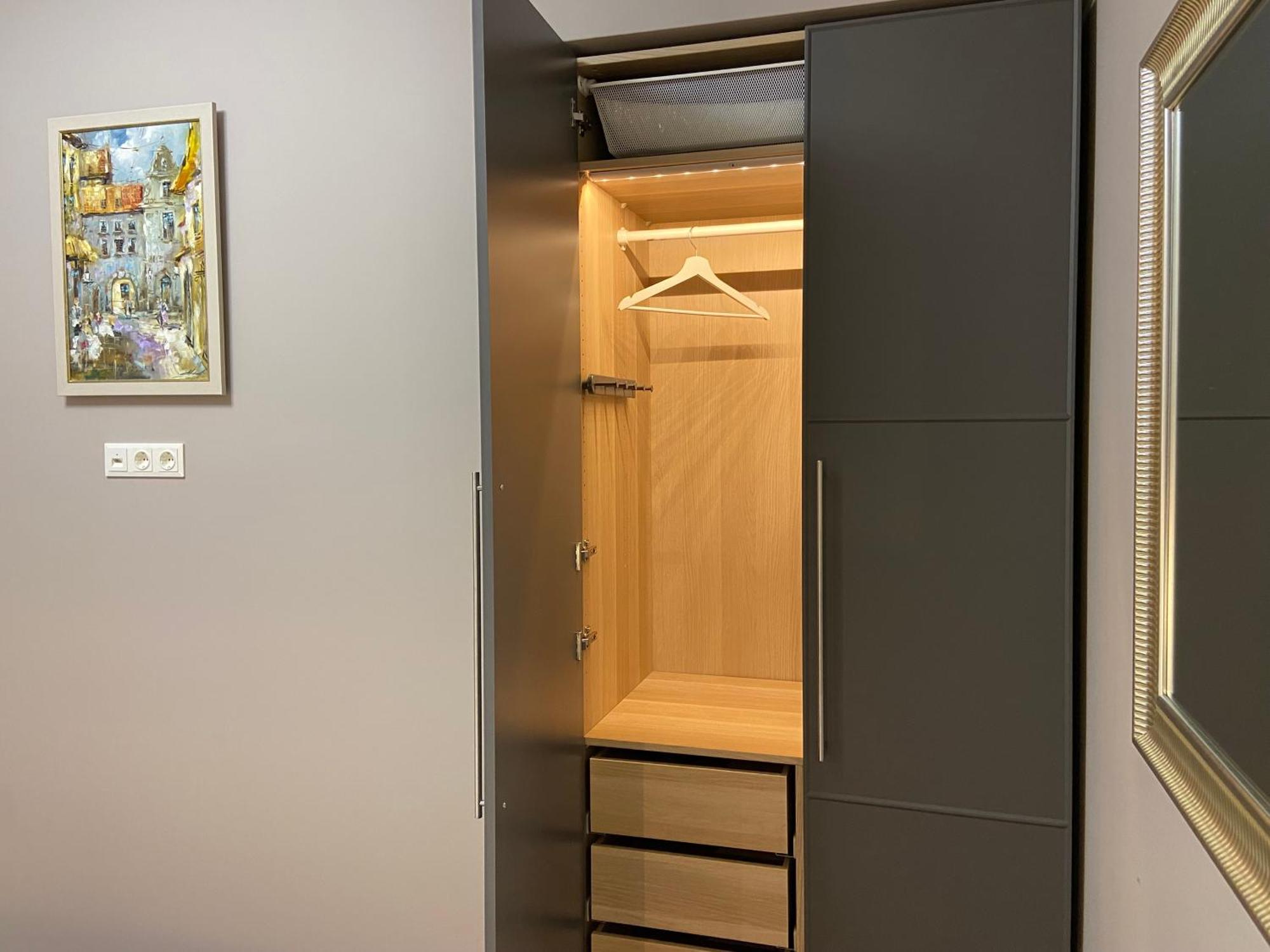Old Town Modern Apartment *