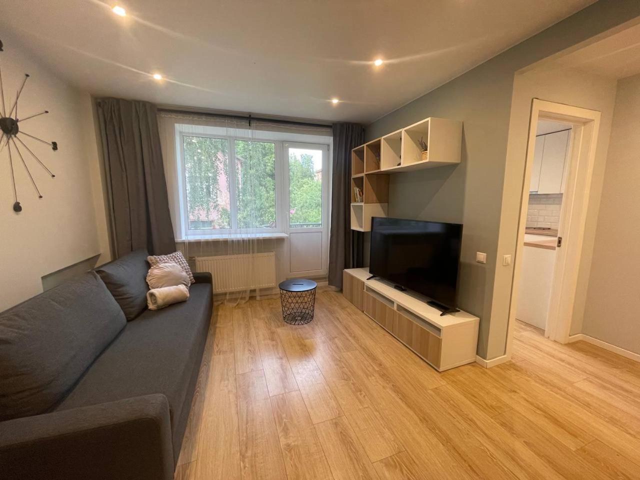 Modern 1br Haven Near Two Parks * Riga