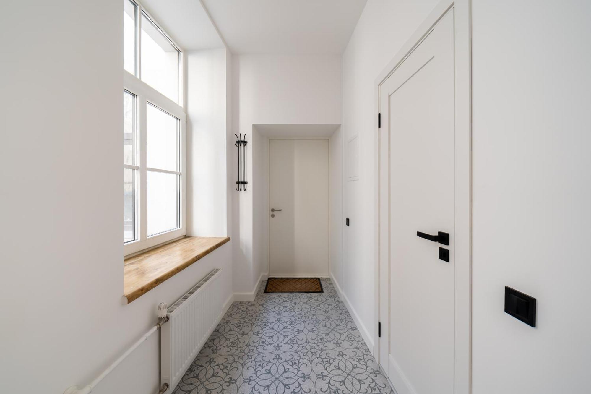 Huoneisto Spacious 1-bedroom In The Heart Of Old Town