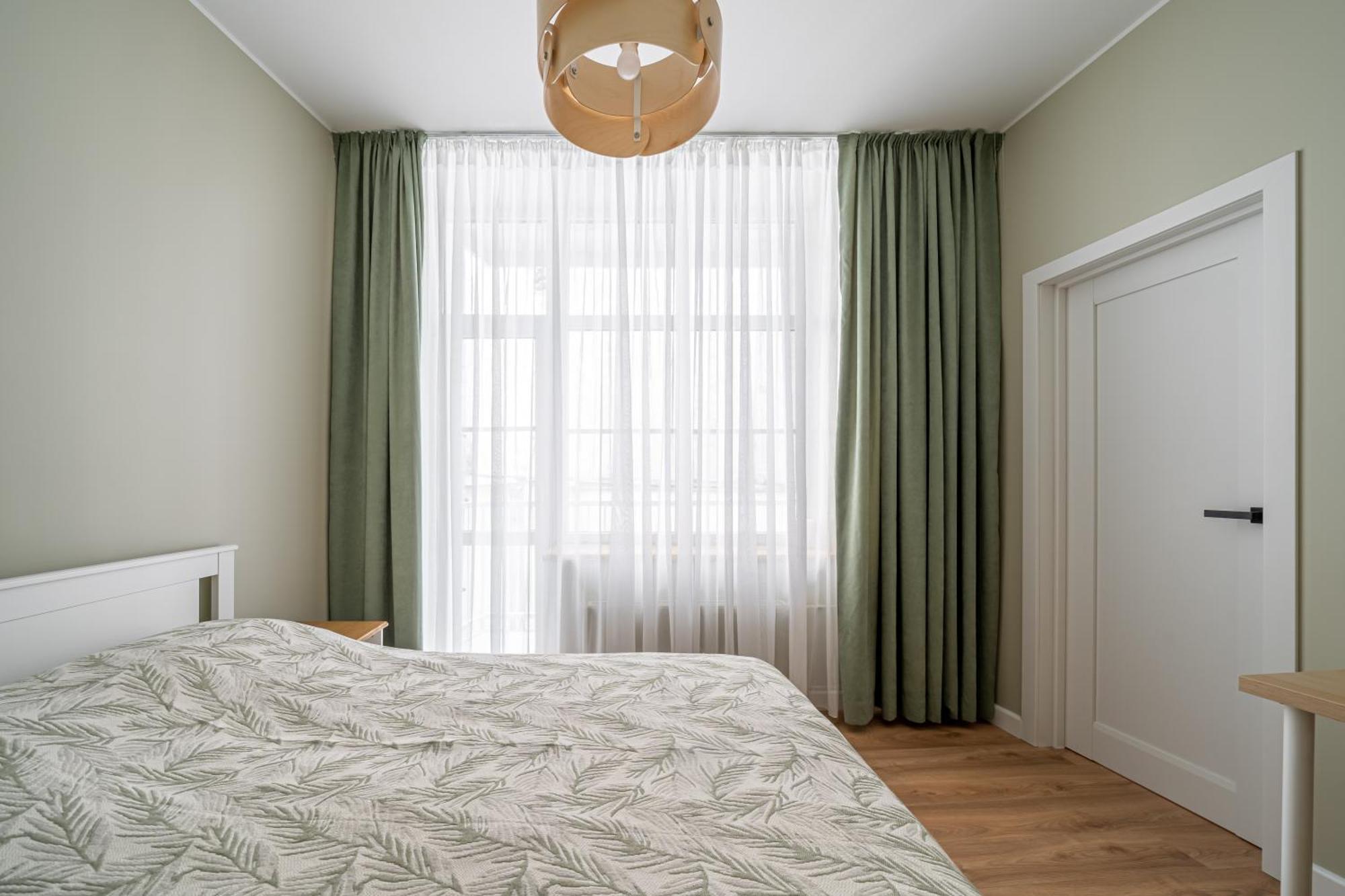 Spacious 1-bedroom In The Heart Of Old Town