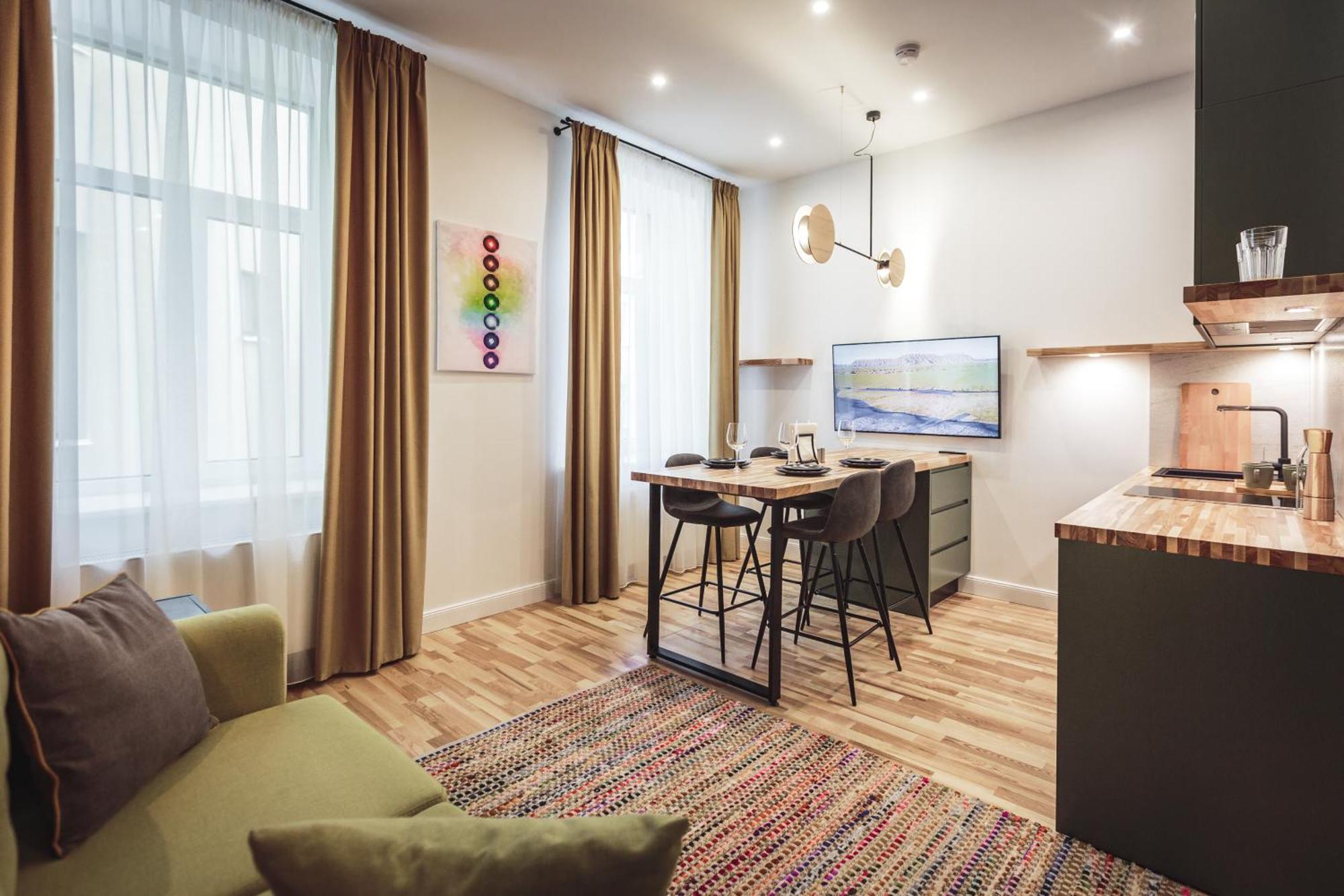 Apartment Harmony- Brand New & Cozy Very Center Of Riga