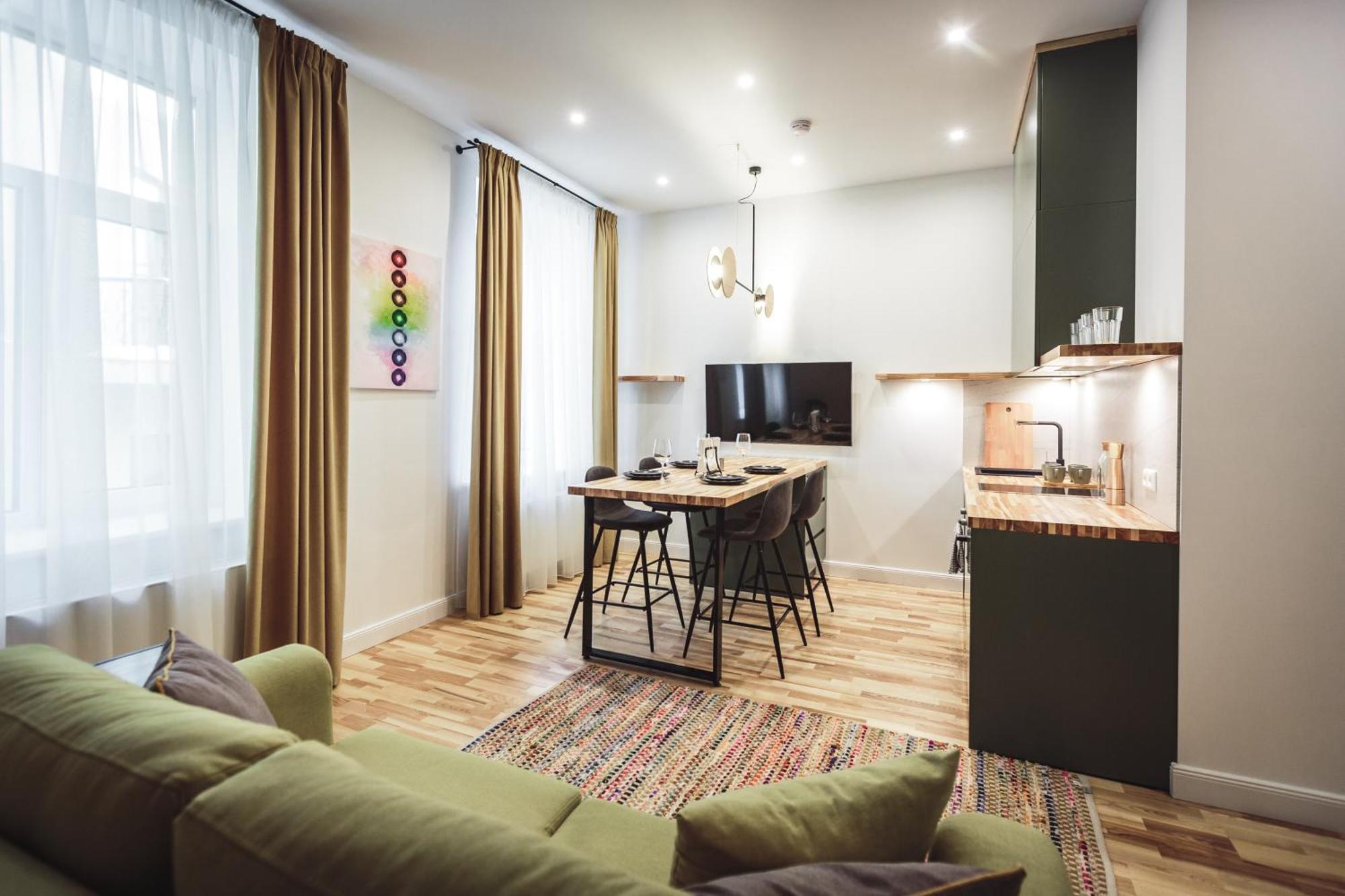Harmony- Brand New & Cozy Very Center Of Apartment *