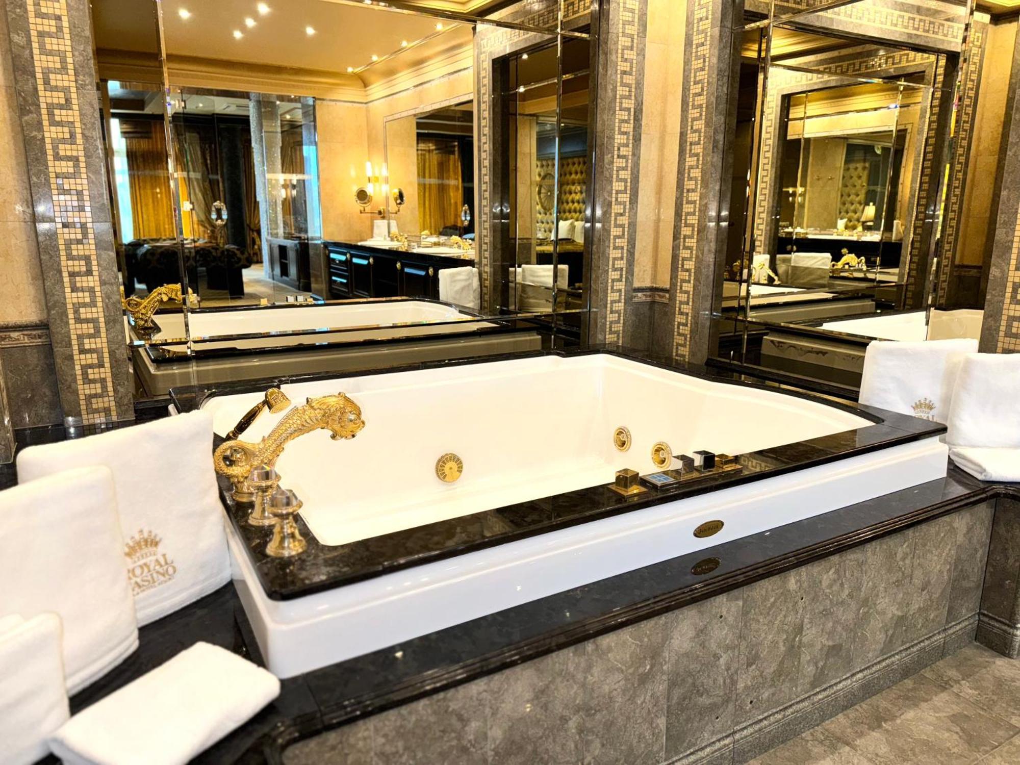 Hotel Royal & 5*