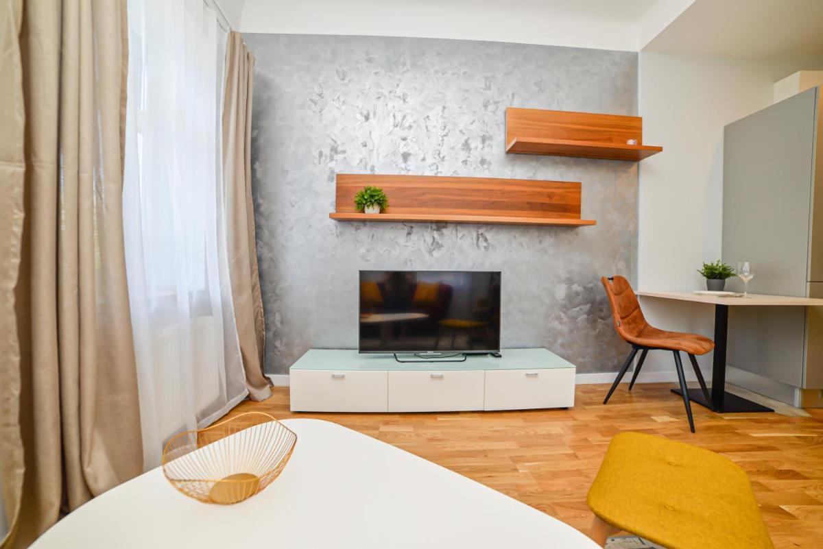 Homly S22 * Riga