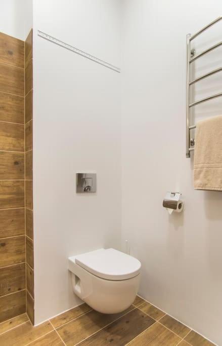 Design Apartment, 2 En-suite - Very * Riga