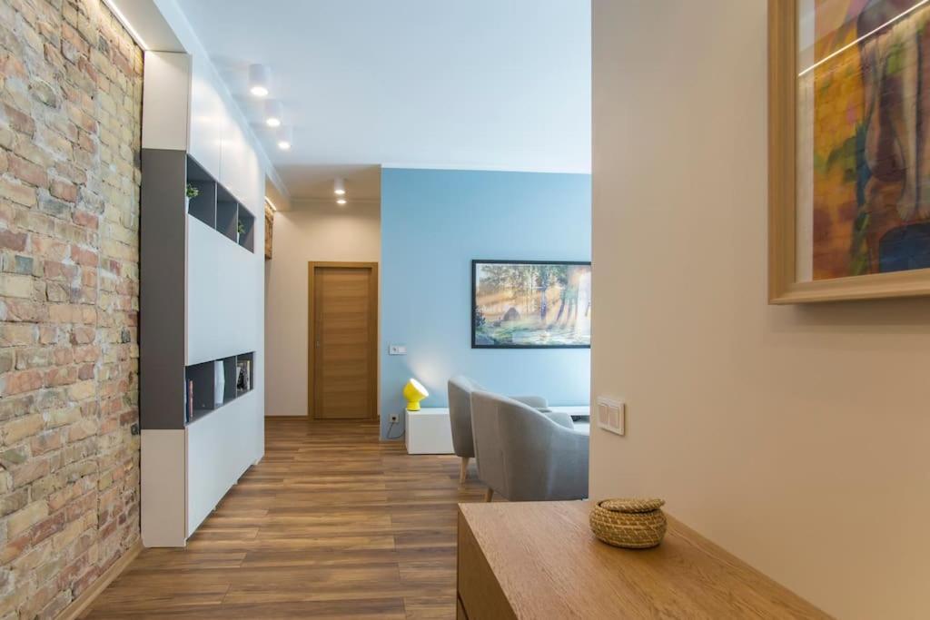 Design Apartment, 2 En-suite - Very Apartment Riga
