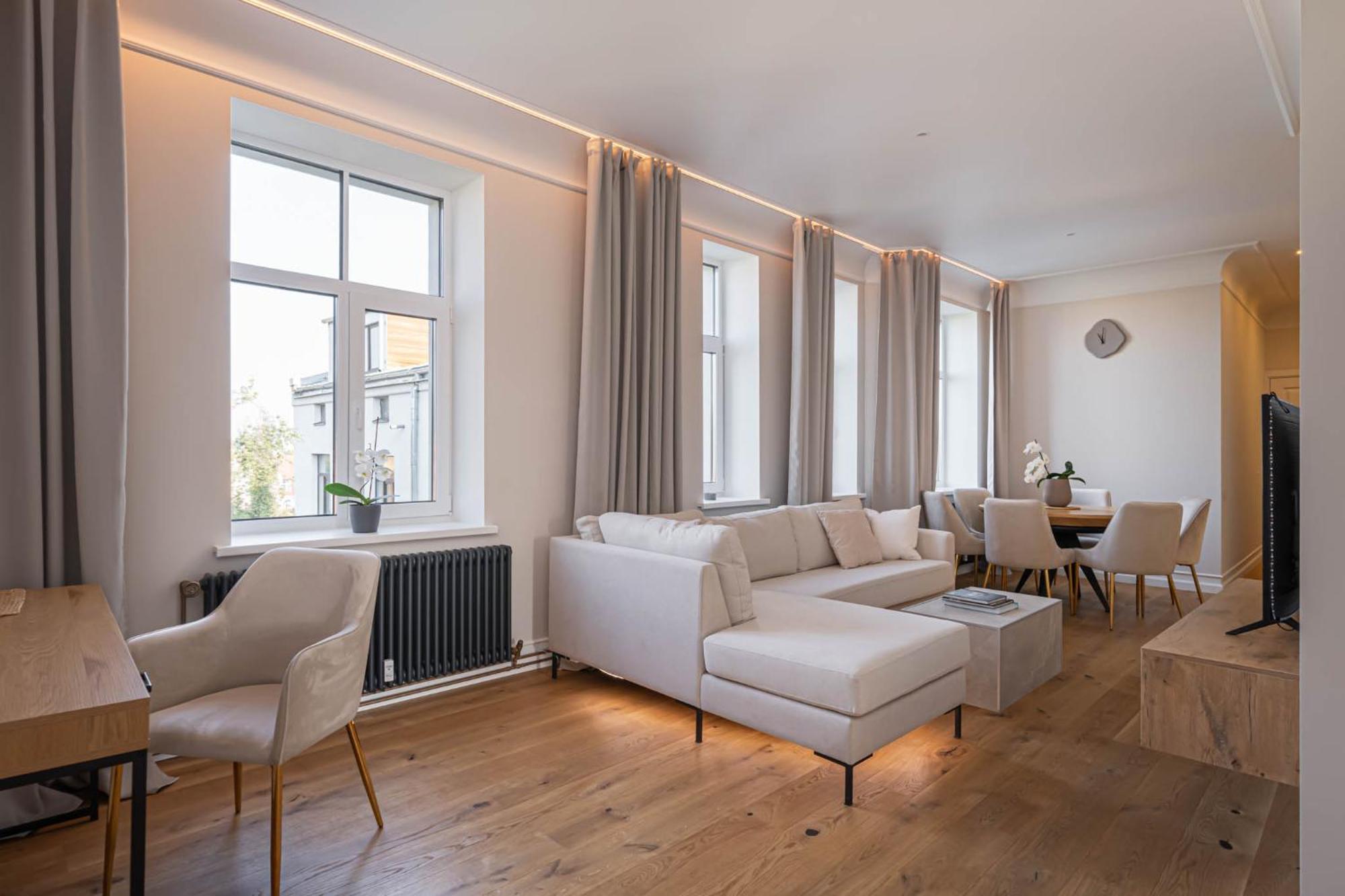 Quiet Minimalist By Innorental Apartment