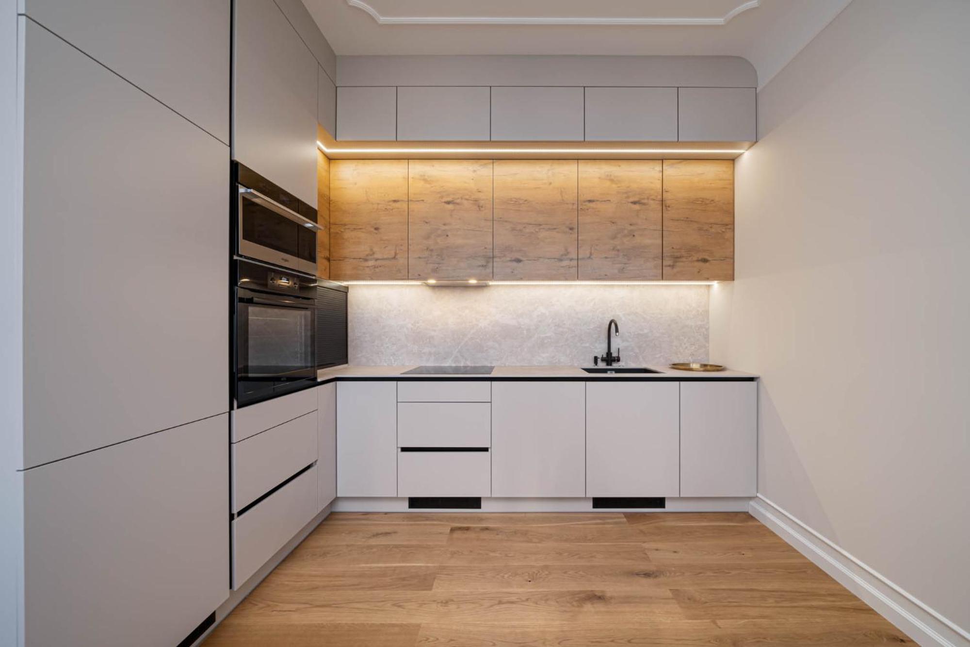 Quiet Minimalist By Innorental