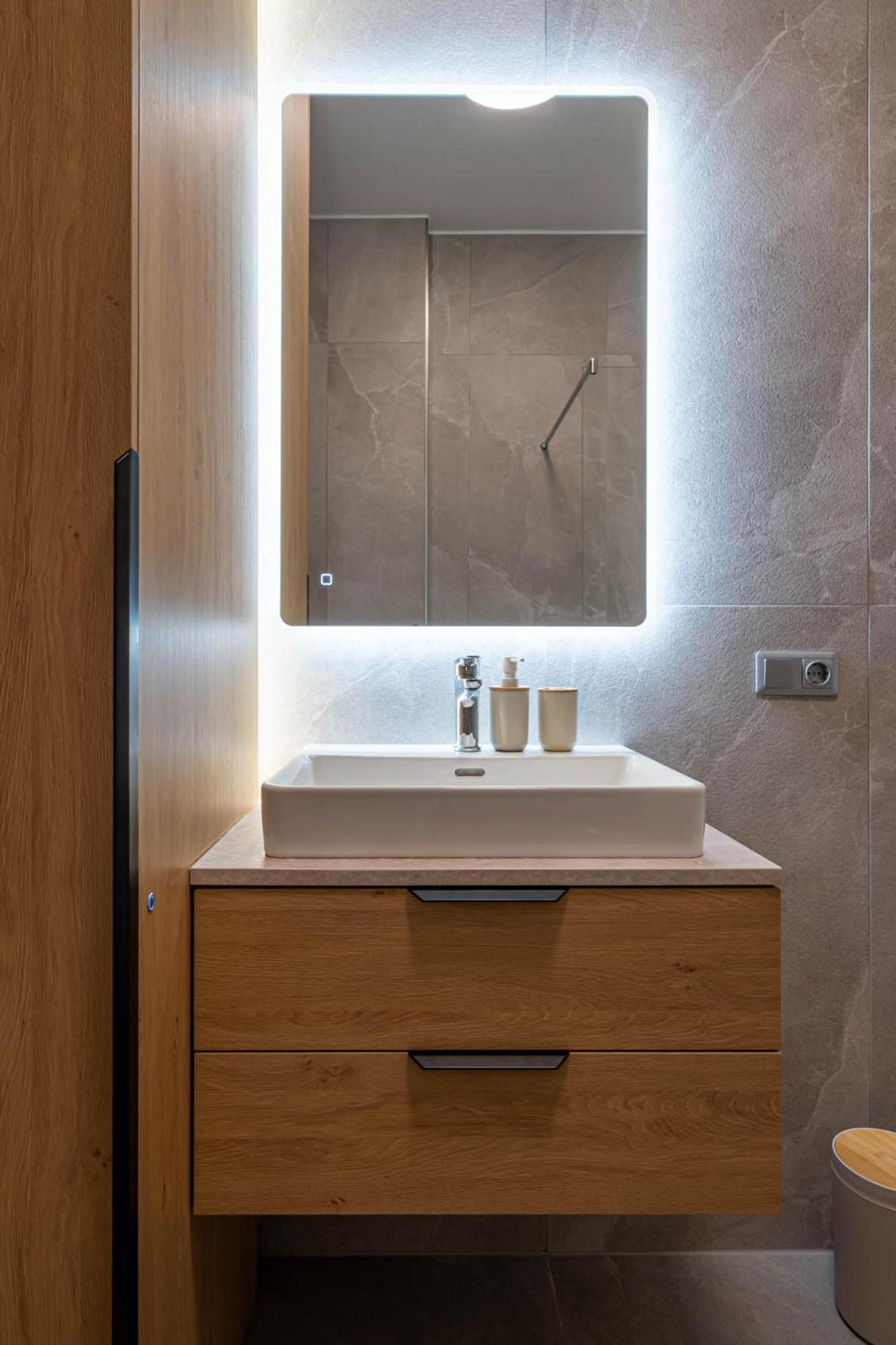 Quiet Minimalist By Innorental Apartment